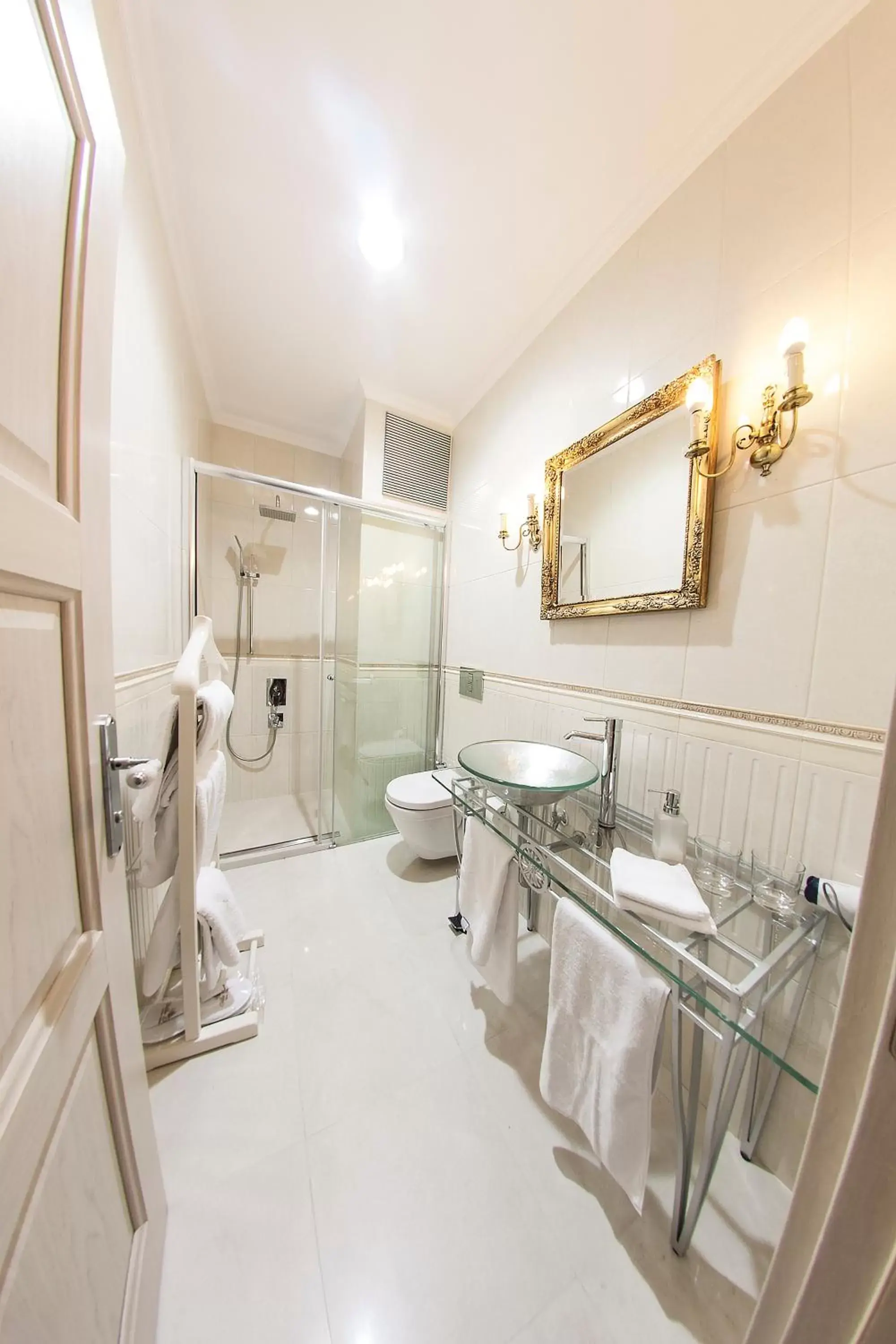 Deluxe Double Room in Villa Pera Suite Hotel Deluxe Double Room in Villa Pera Suite Hotel