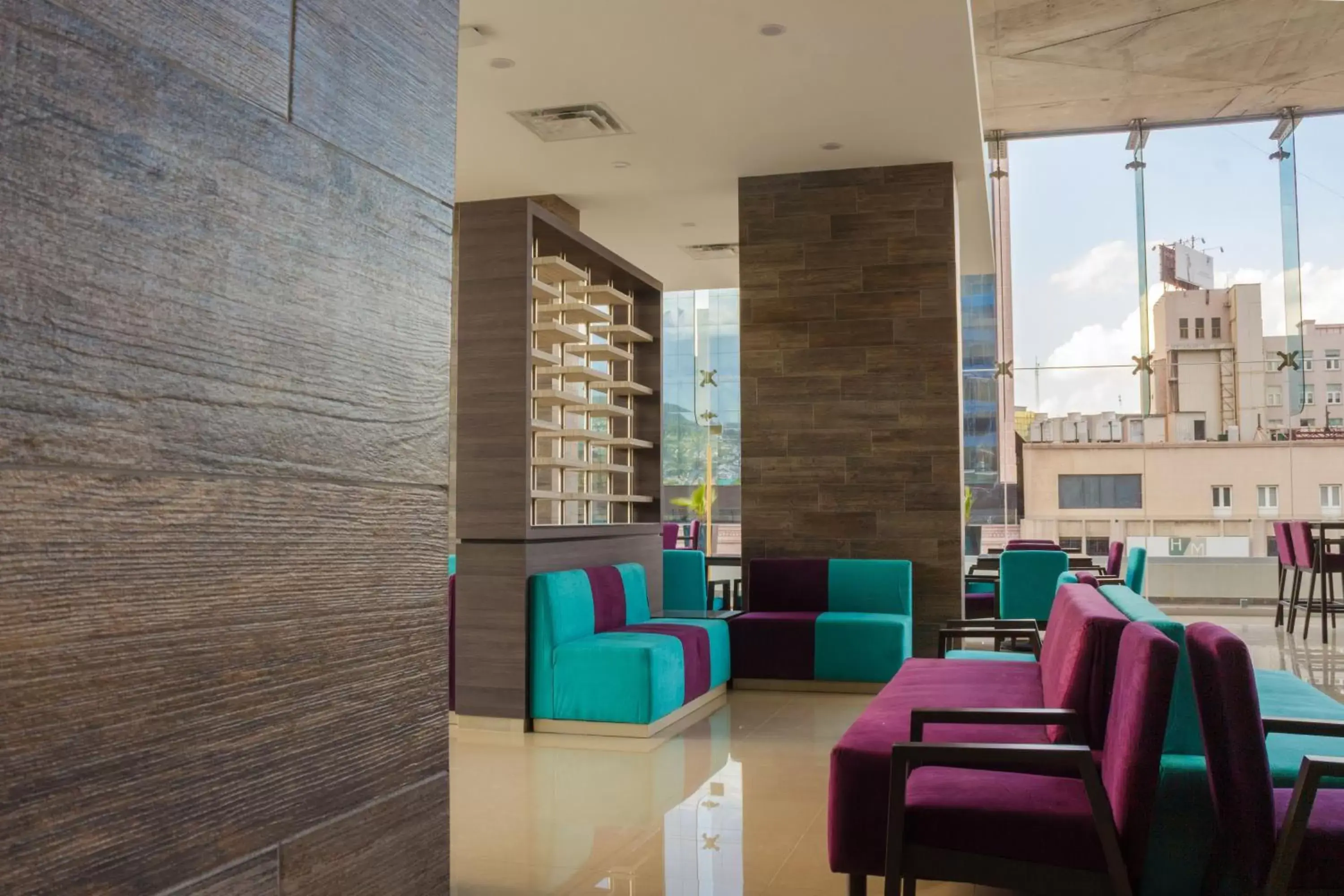 Lobby or reception in Hotel Kavia Monterrey