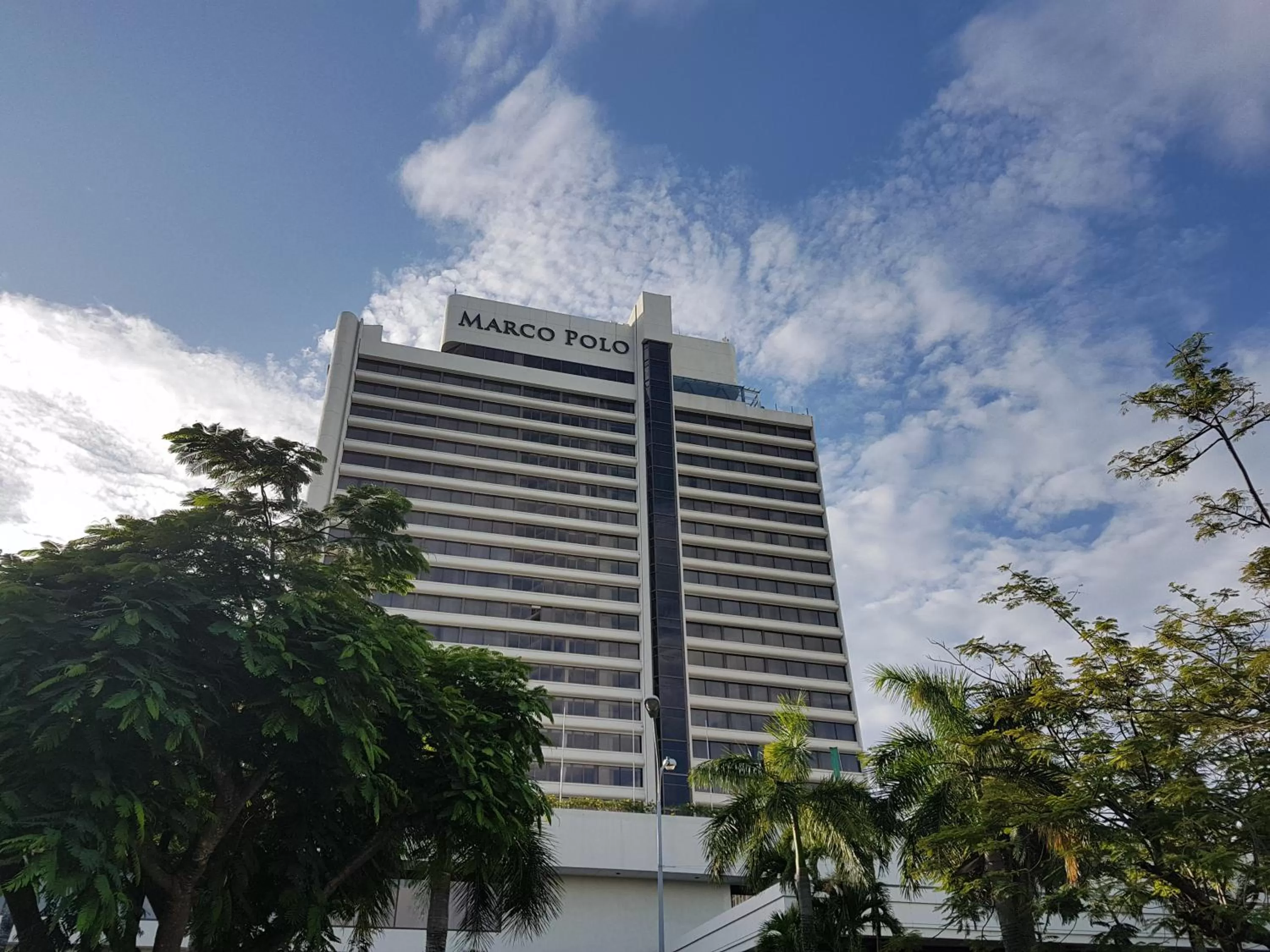 Property building in Marco Polo Plaza Cebu