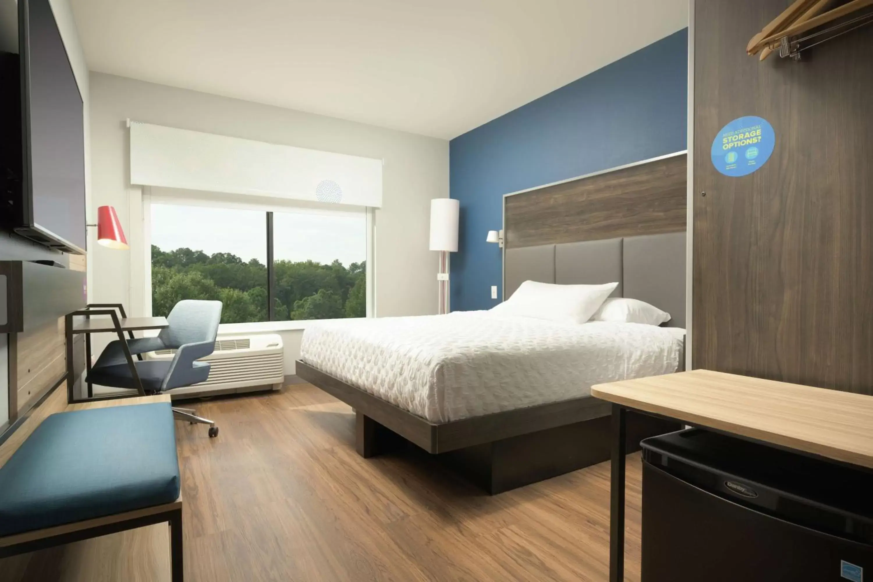 Bedroom, Bed in Tru By Hilton Kennesaw, Ga