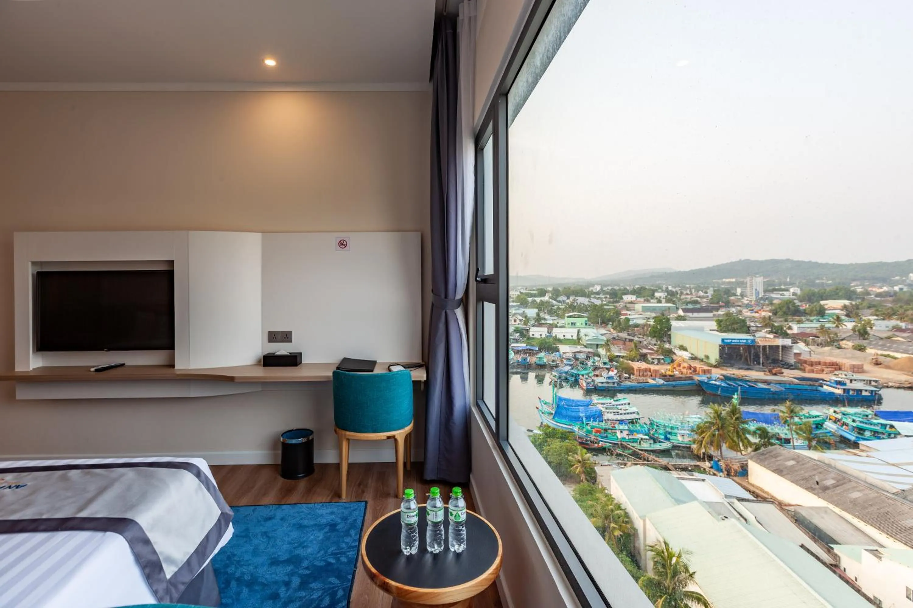 TV and multimedia in An Phu Hotel