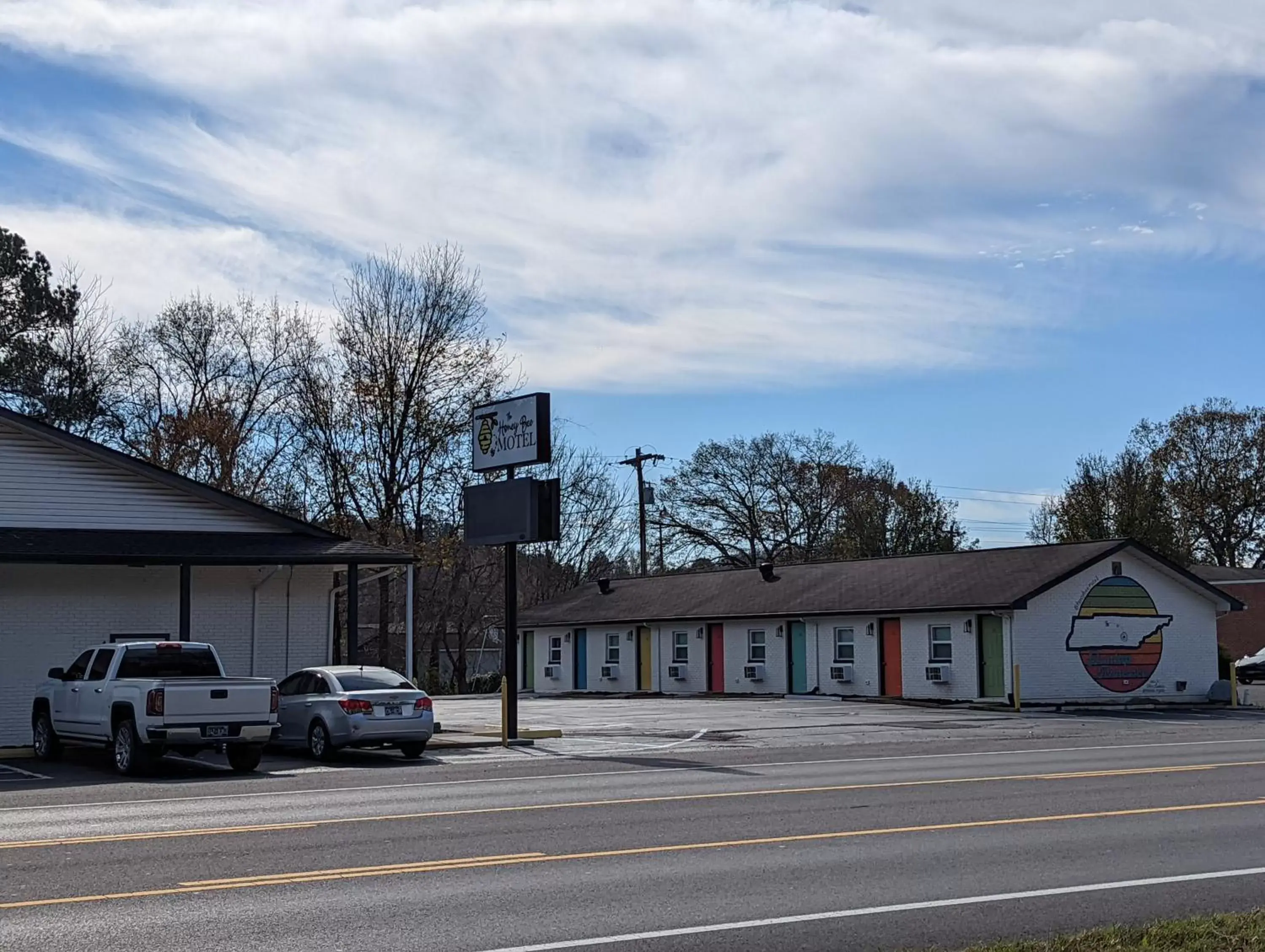 Property Building in The Honey Bee Motel