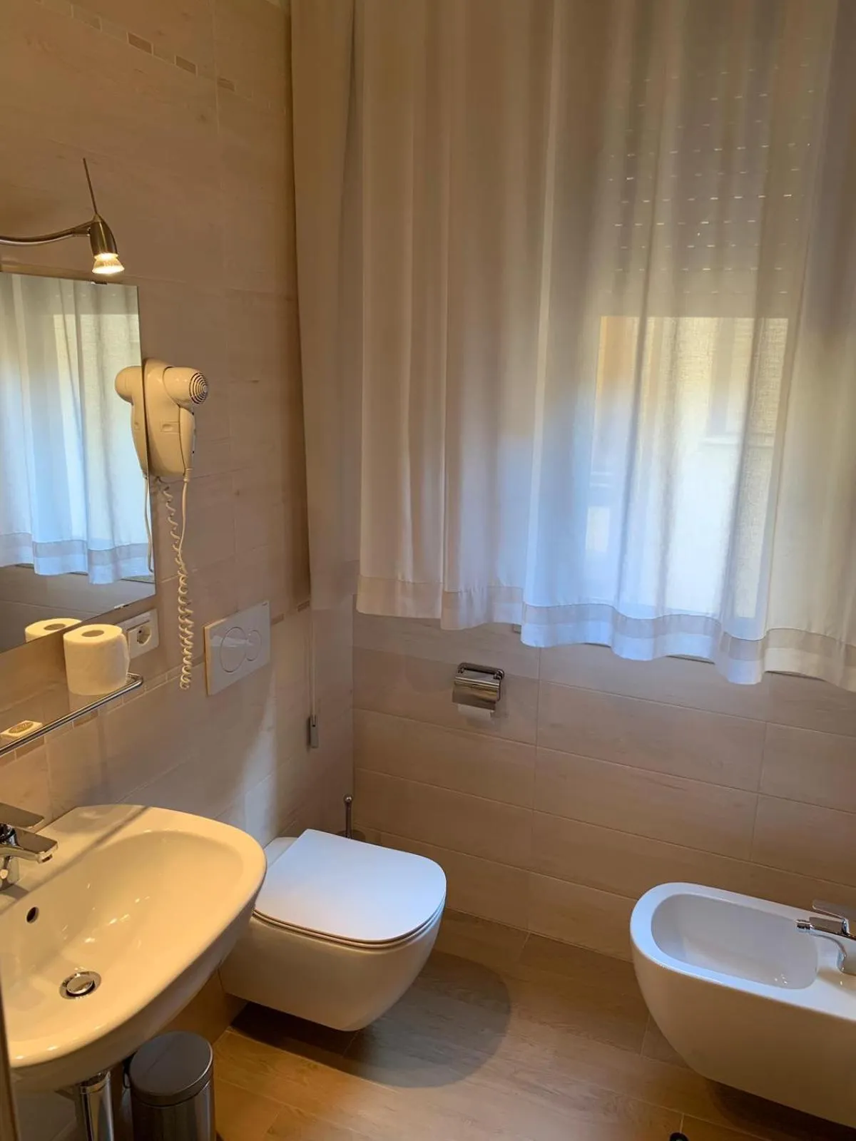 Bathroom in Hotel Centrale