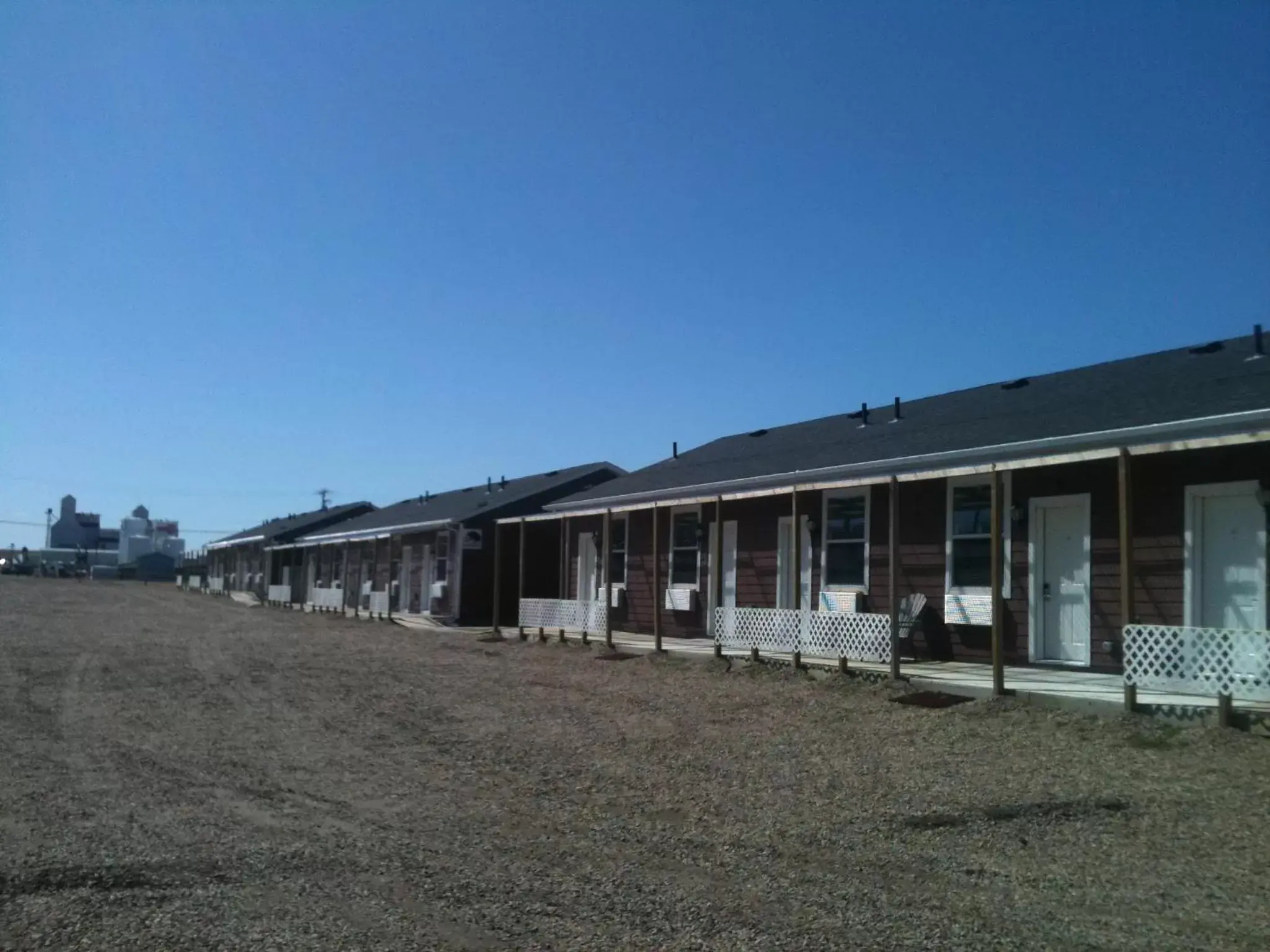 Property Building in Bear's Den Lodge