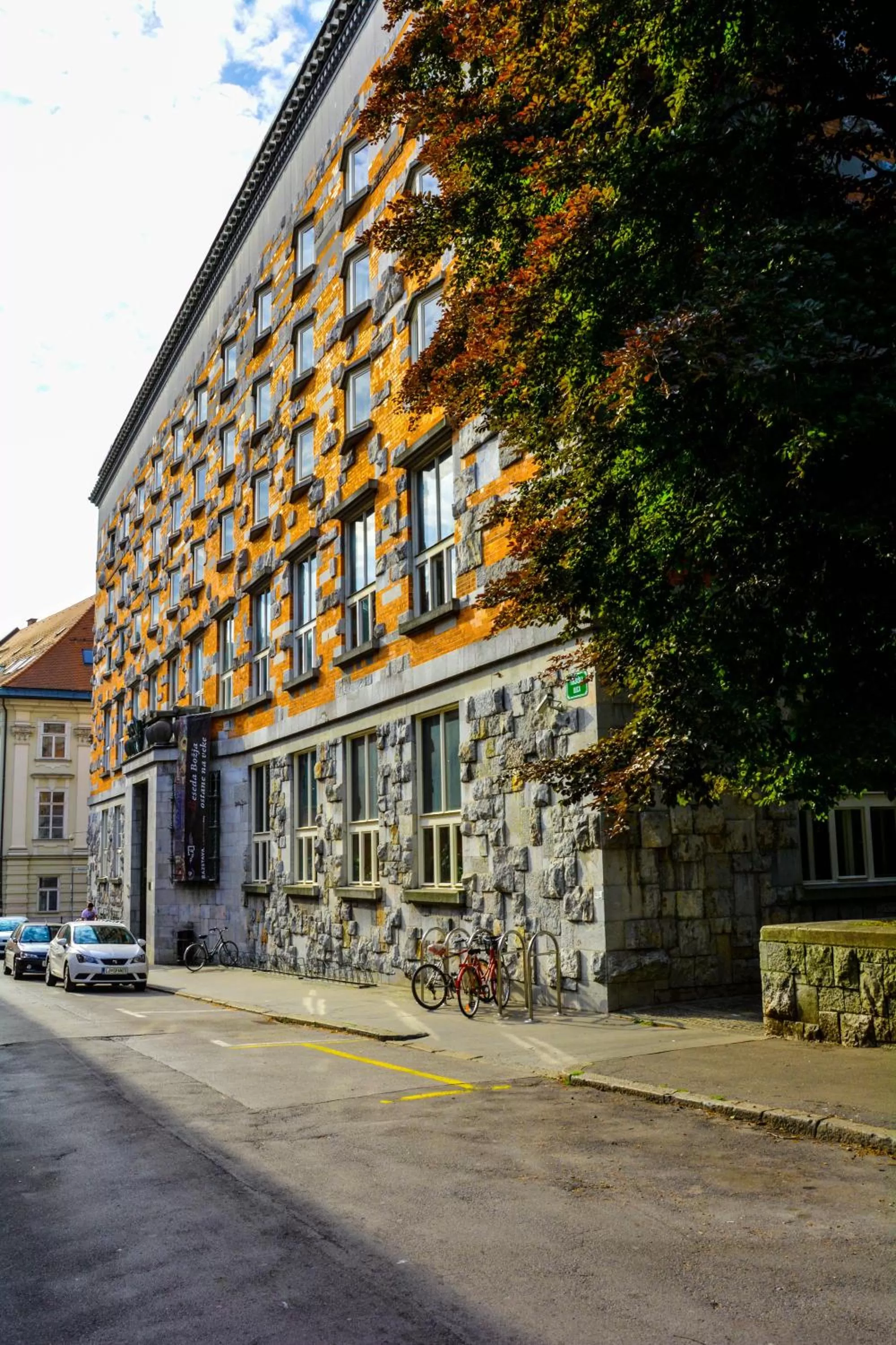 Nearby landmark in Hotel Mrak