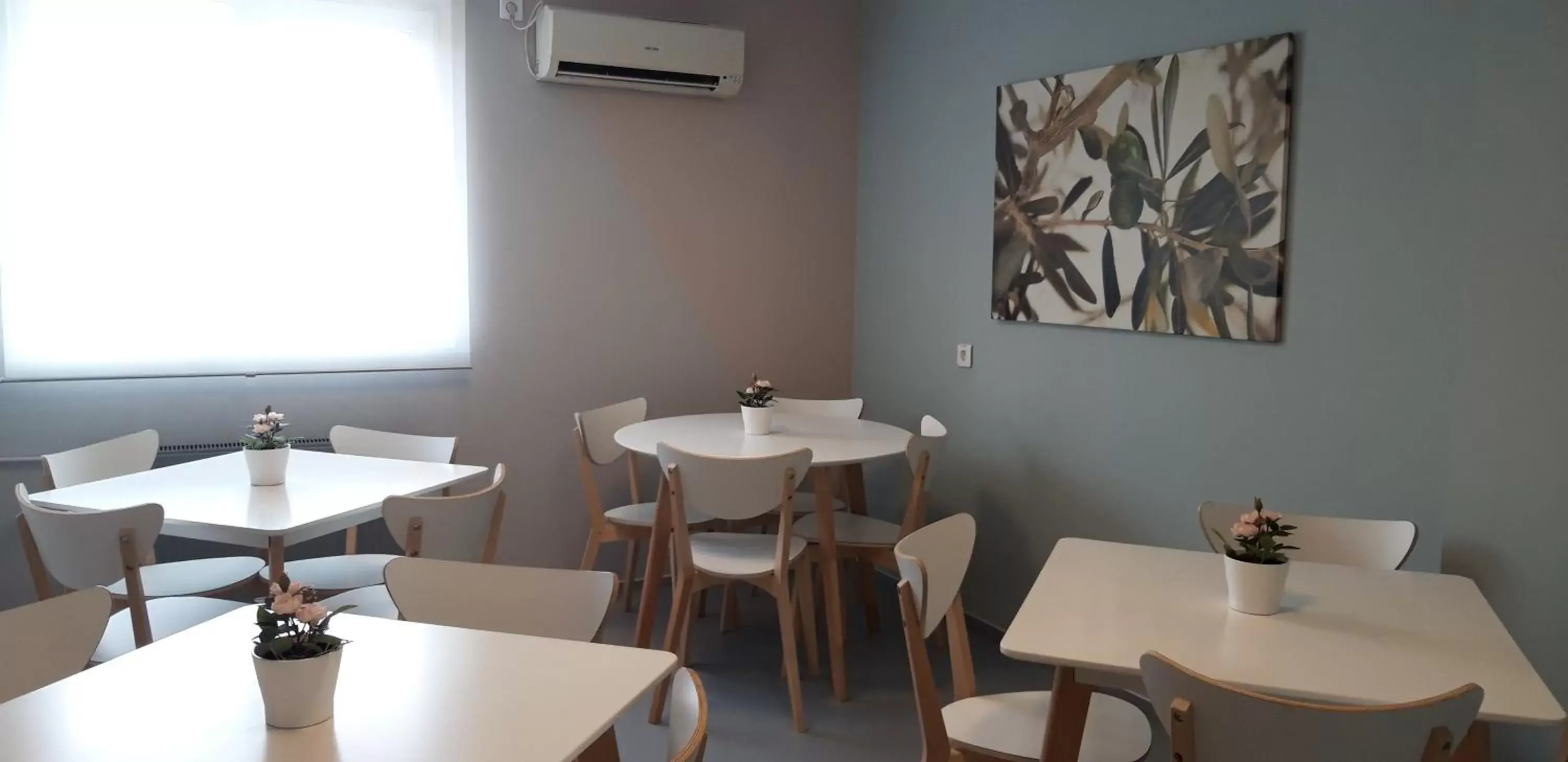 Restaurant/places to eat in City Hotel Bucharest Restaurant/places to eat in City Hotel Bucharest