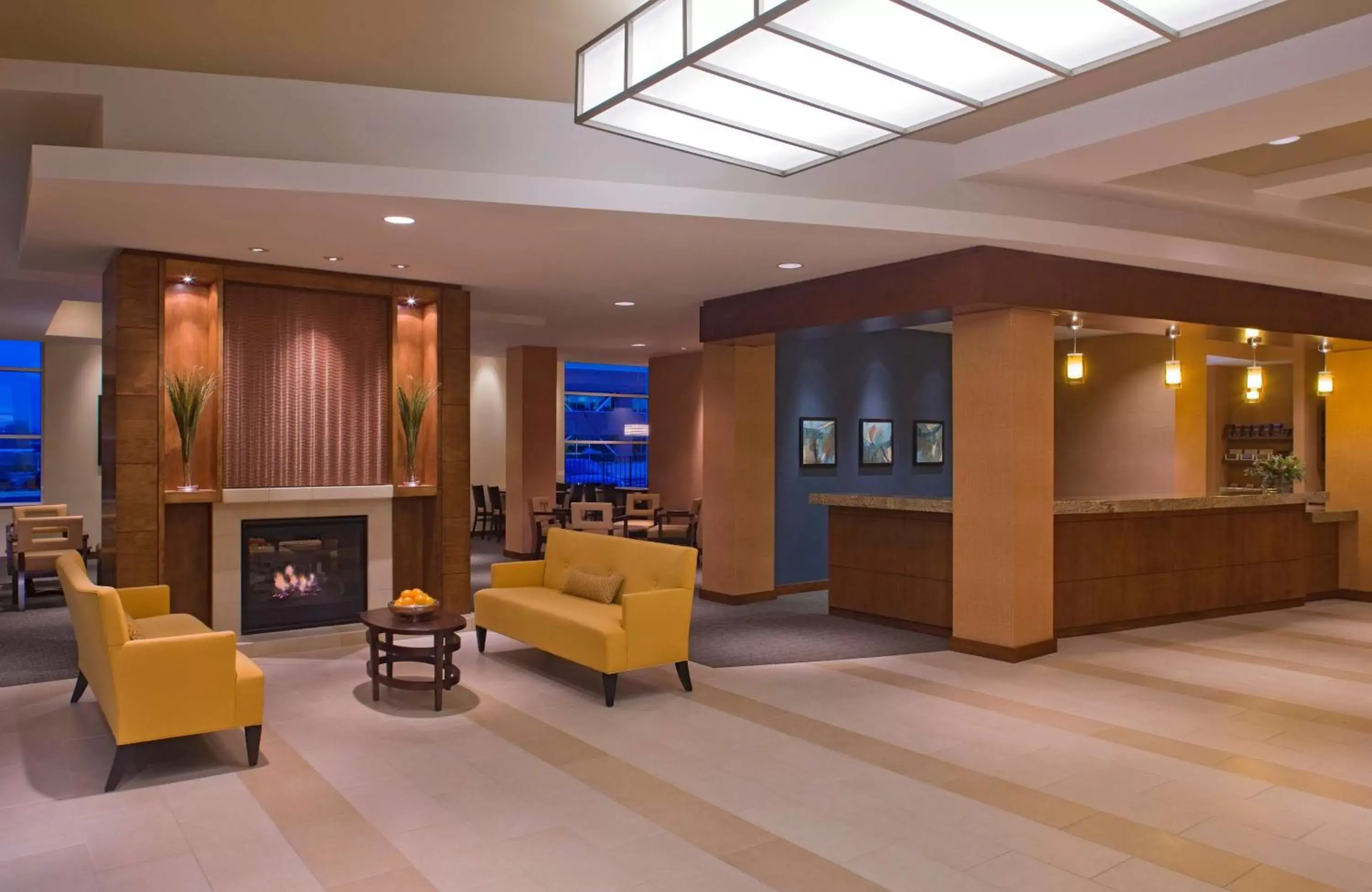 Lobby or reception in Hyatt House Naperville/Warrenville
