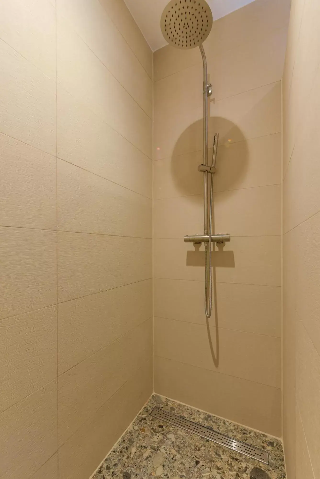 Shower, Bathroom in Novallure City Centre