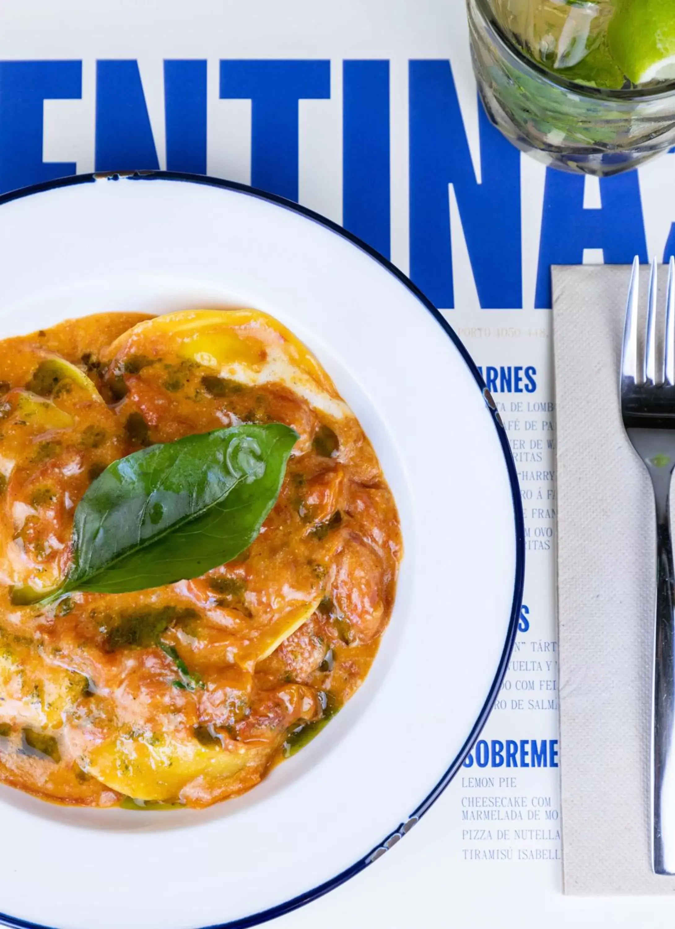 Restaurant/places to eat in chic&basic Gravity Restaurant/places to eat in chic&basic Gravity