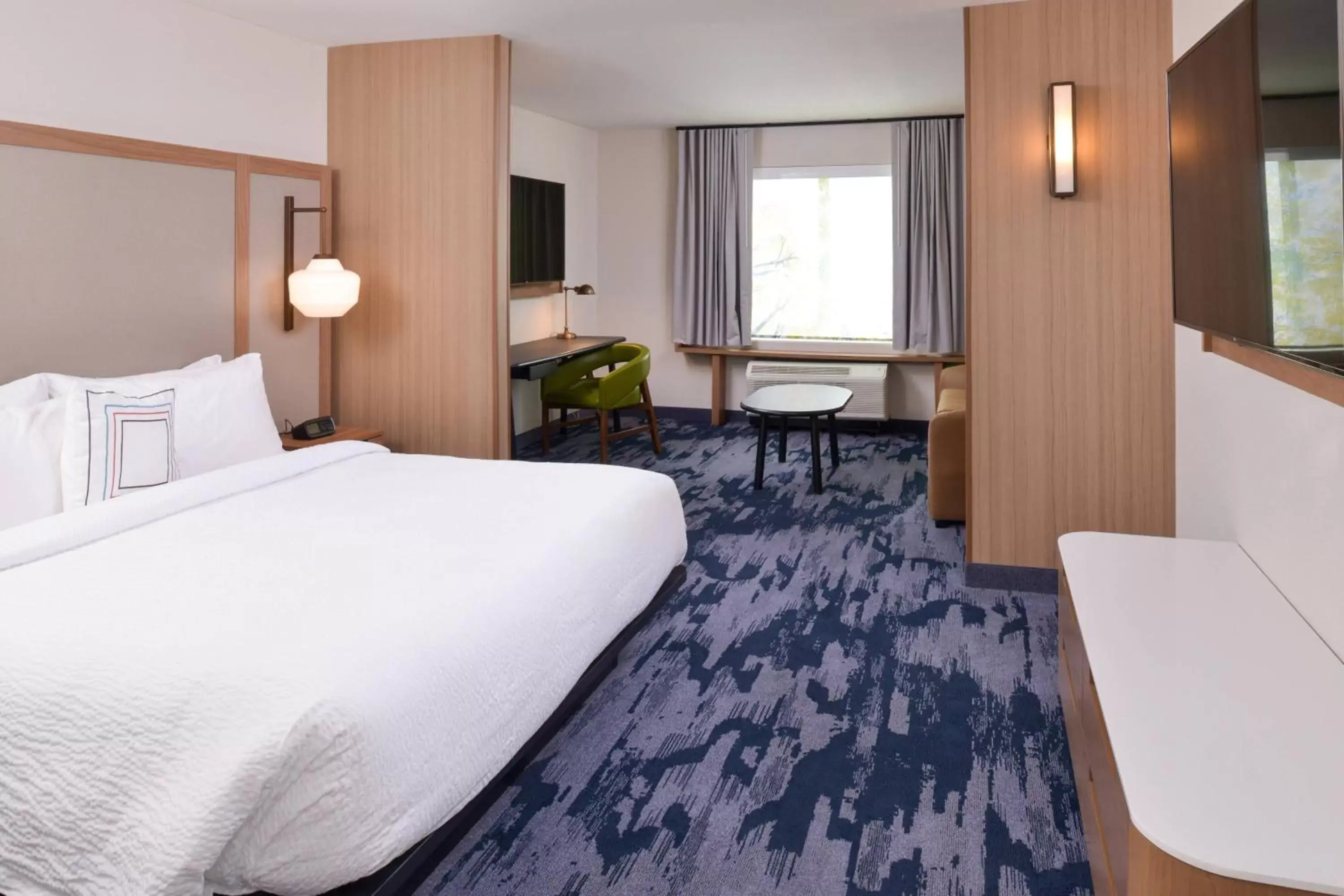 Bedroom, Bed in Fairfield Inn & Suites by Marriott Columbus Grove City