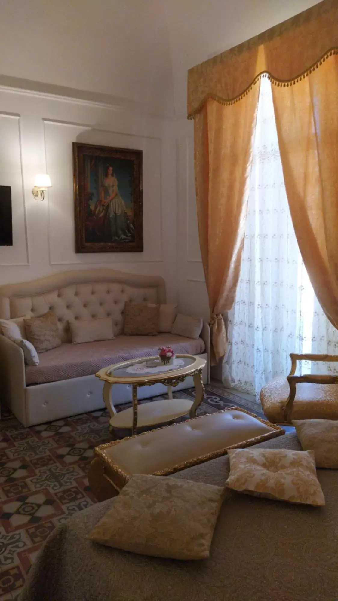 Living room, Seating Area in DONNA LUCREZIA b&b Boutique Hotel Style