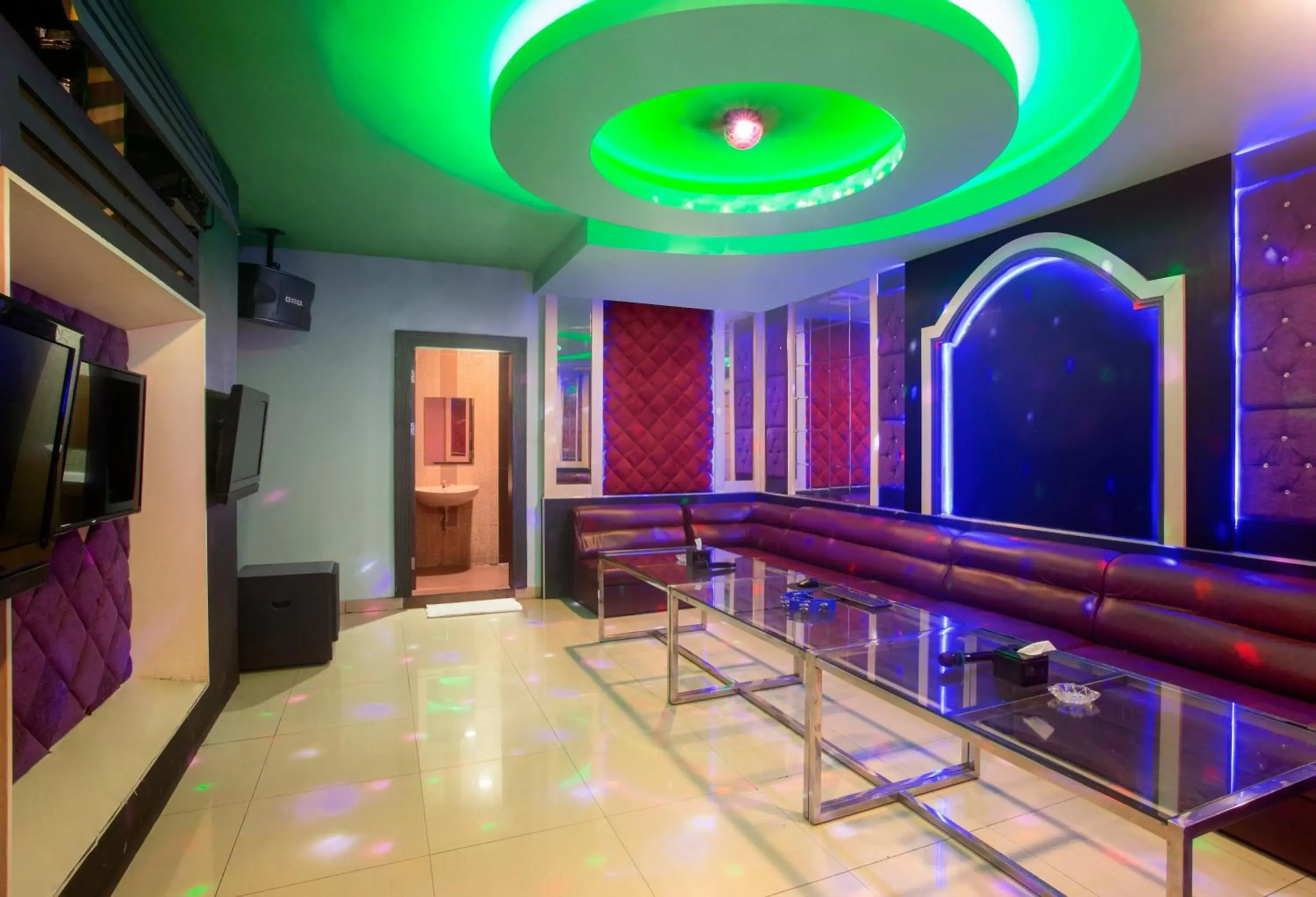 Karaoke in Merapi Merbabu Hotels
