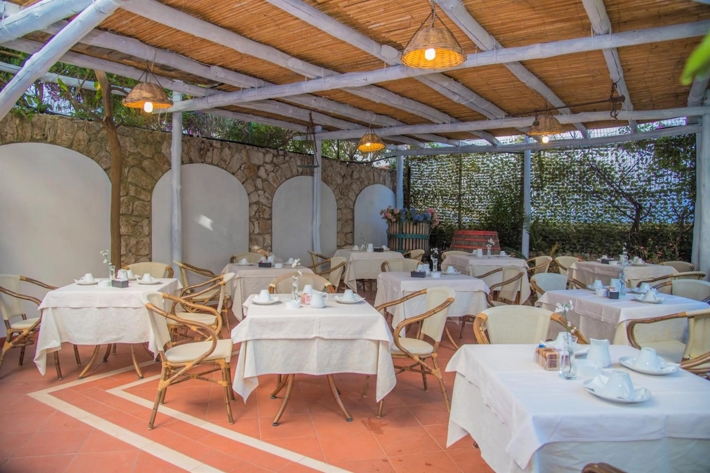 Restaurant/places to eat in Hotel San Felice