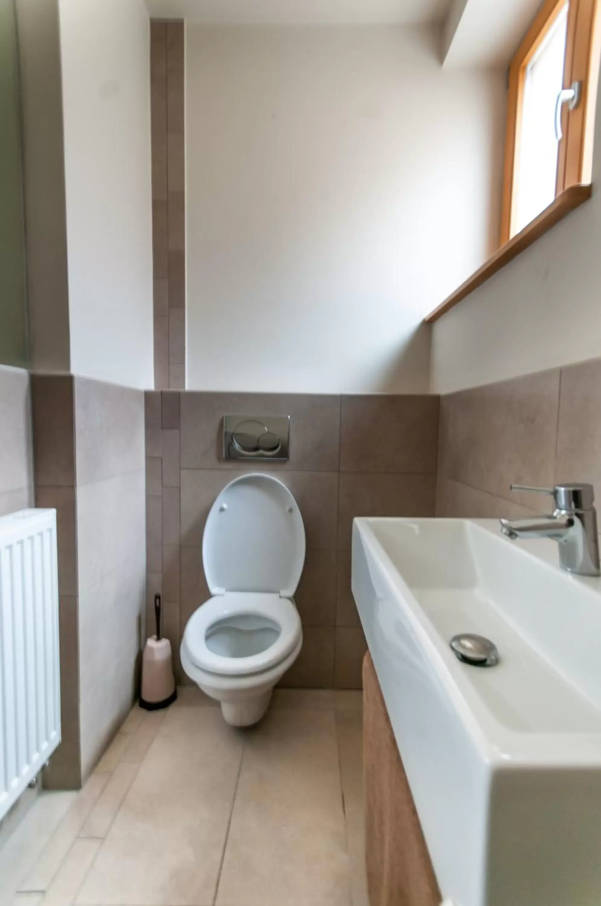 Toilet in CUBE central rooms for 2 Toilet in CUBE central rooms for 2