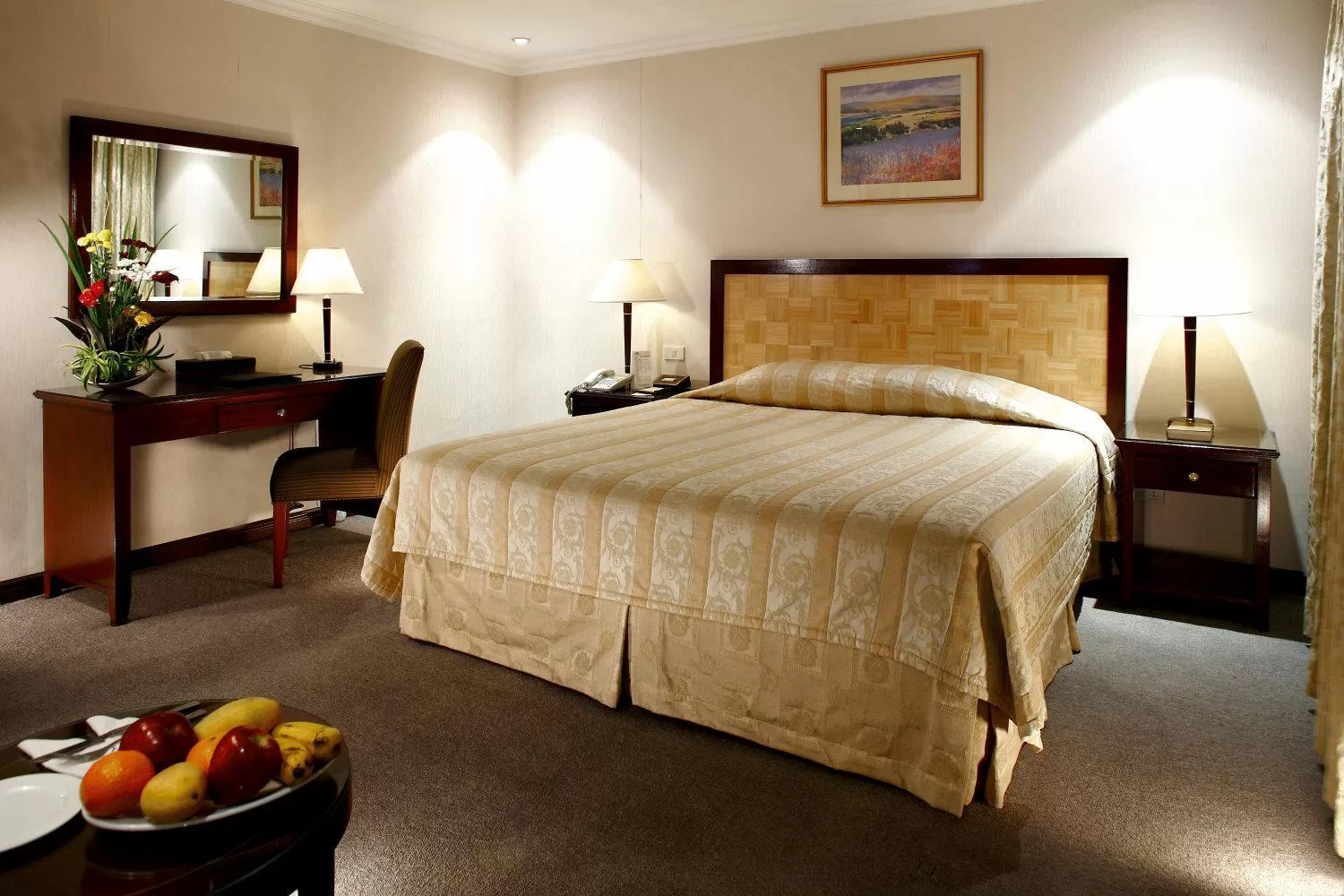 Superior Double Room in Herald Suites Solana