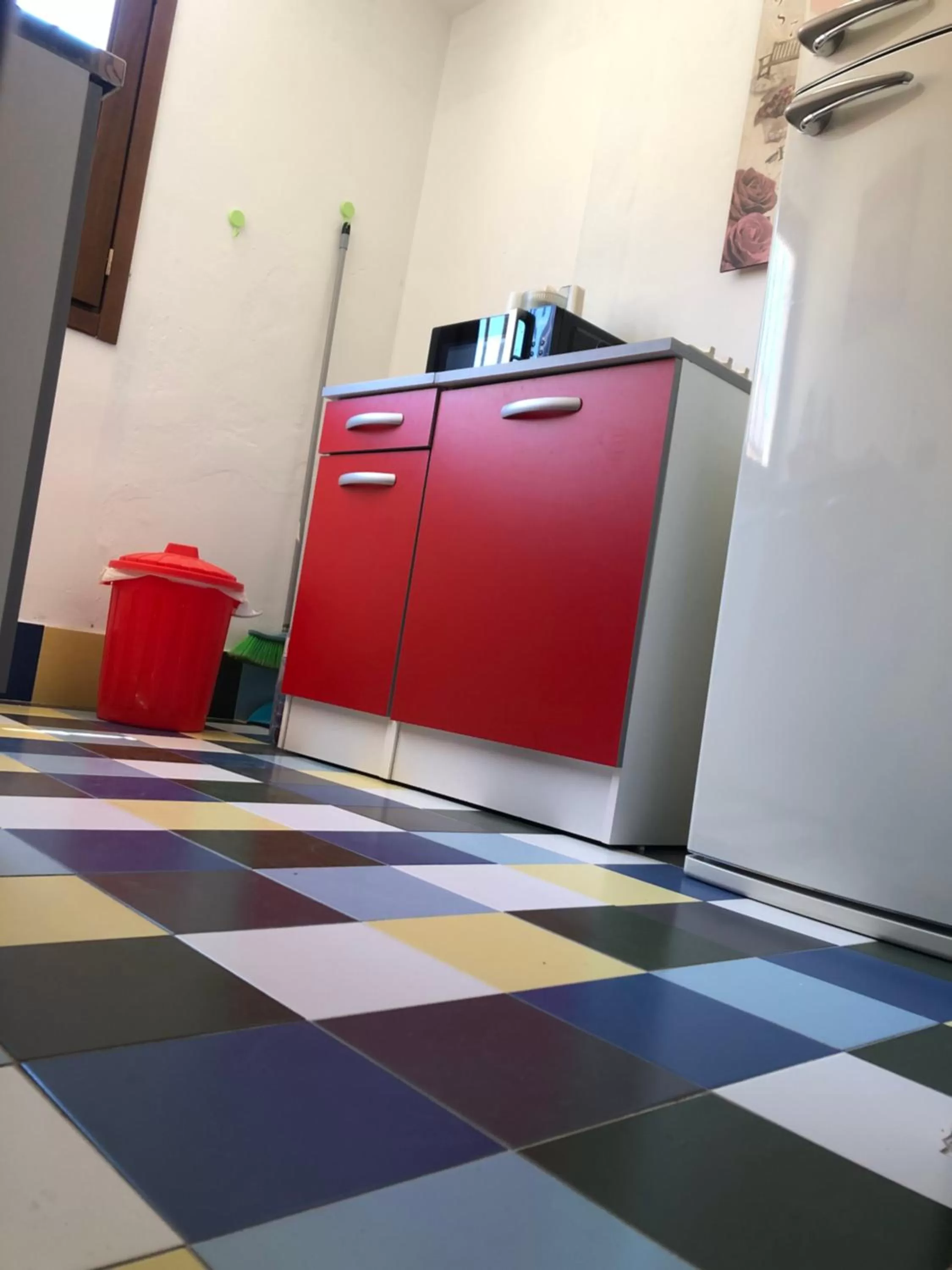 Kitchen or kitchenette in Cialoma B&B