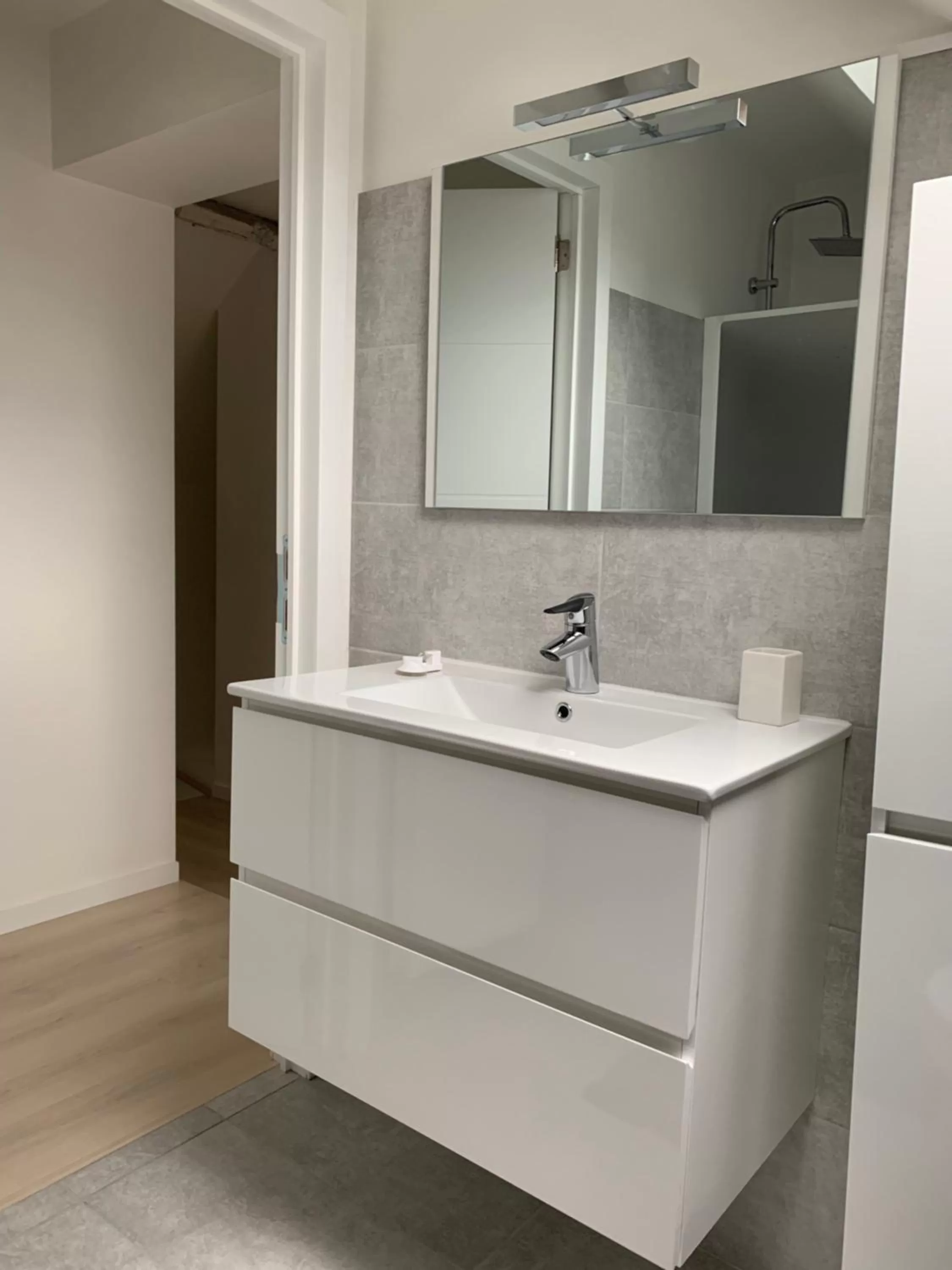 Bathroom in Carpe Diem