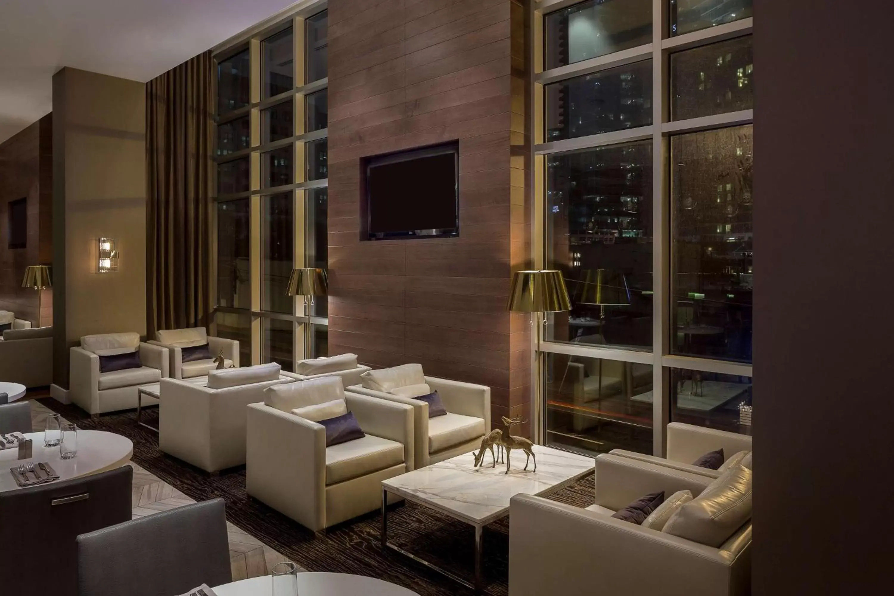 Lounge or bar, Seating Area in Hyatt Centric Midtown Atlanta