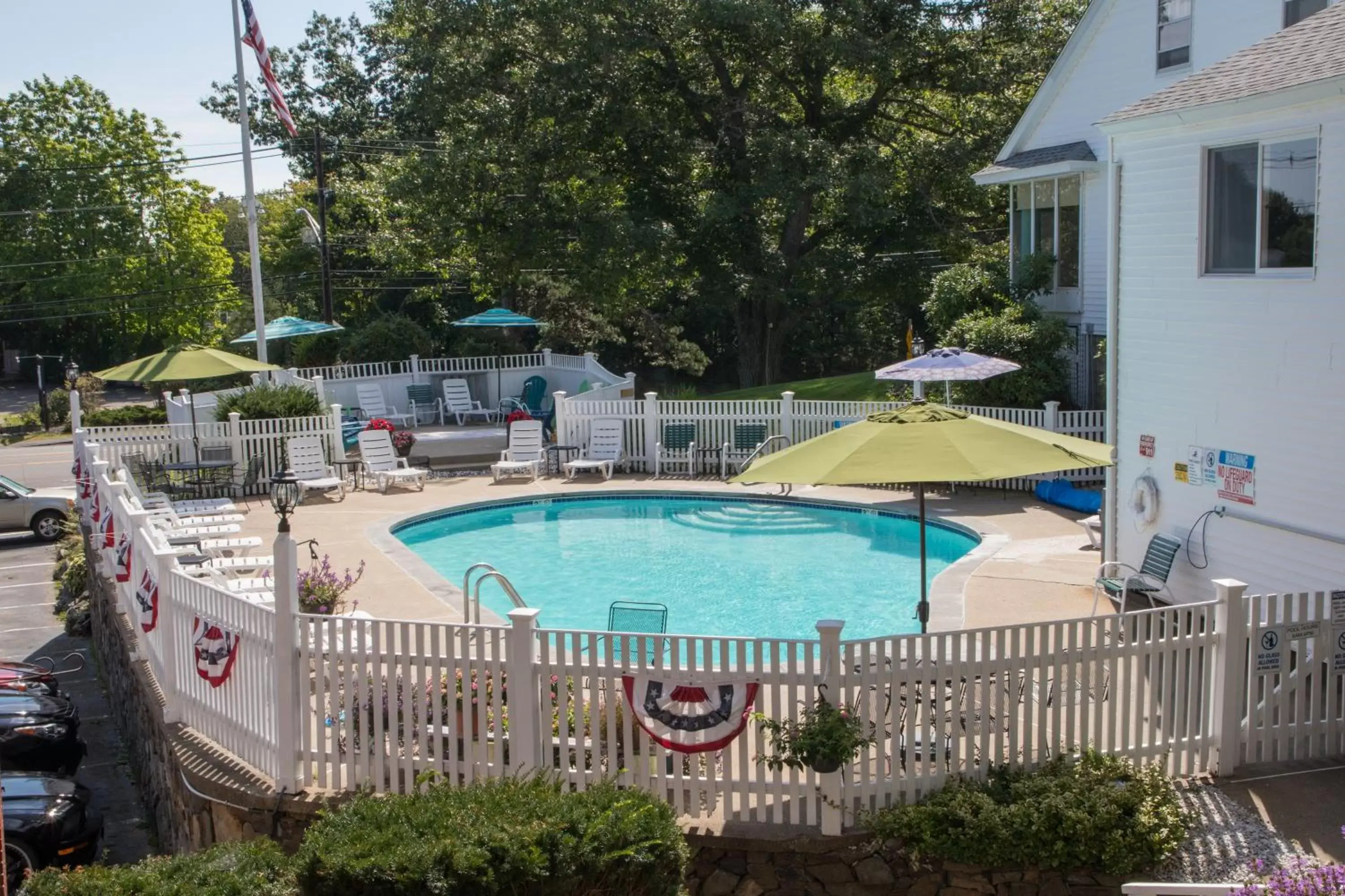 Swimming Pool in Sea View Motel