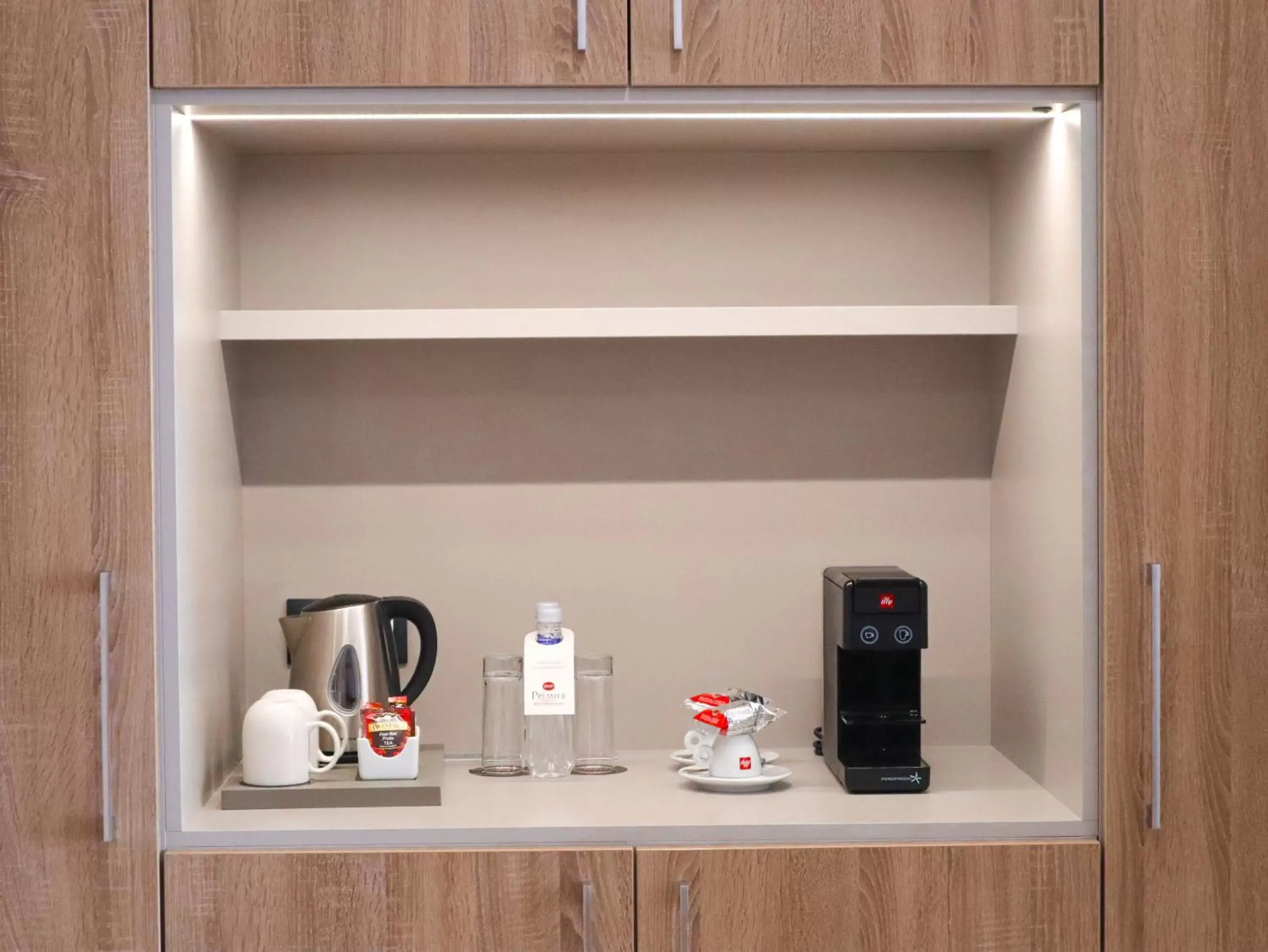 Coffee/tea facilities in Best Western Premier Plovdiv Hills