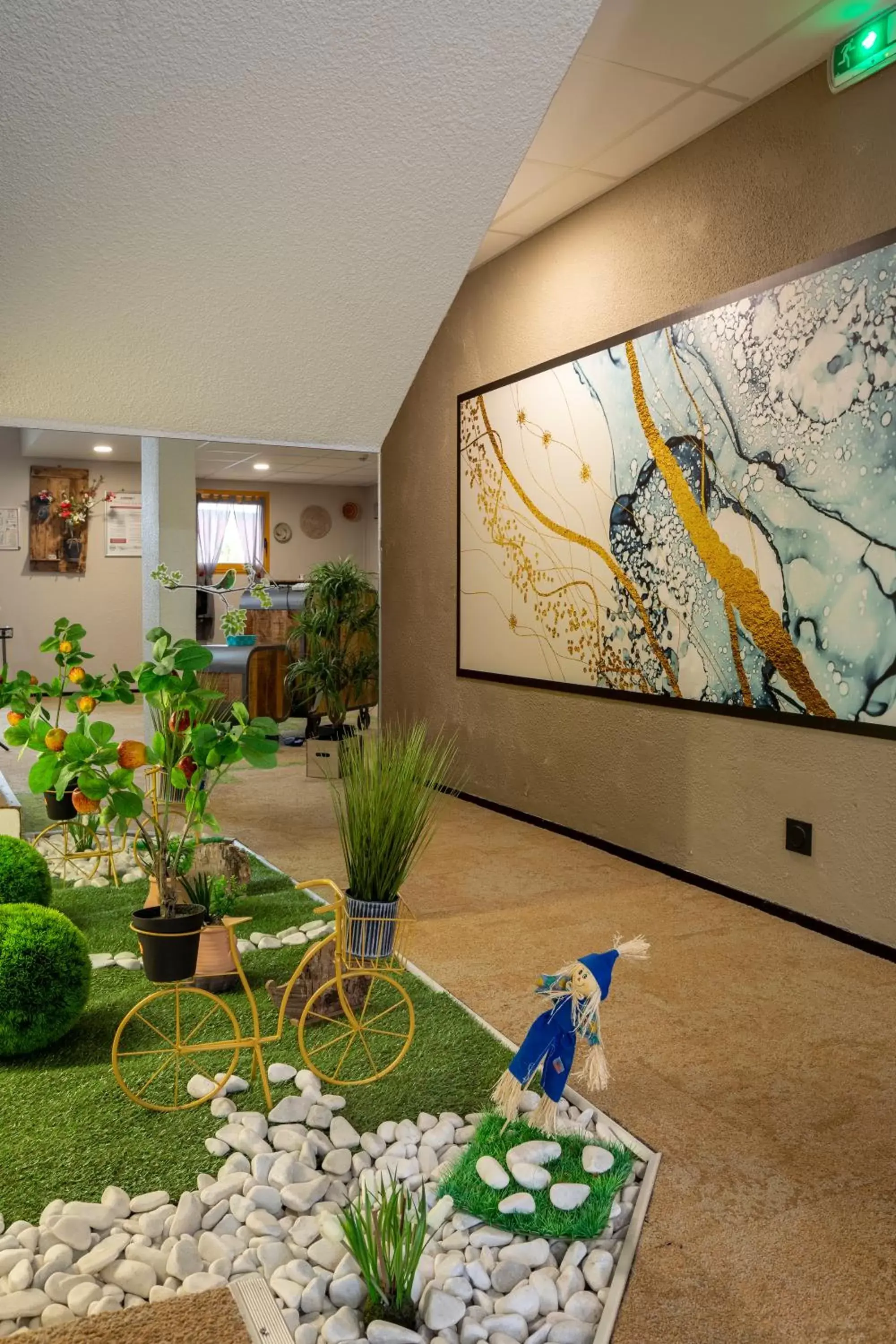 Lobby or reception in Hôtel The Originals Access, Bourges Nord Saint-Doulchard Lobby or reception in Hôtel The Originals Access, Bourges Nord Saint-Doulchard