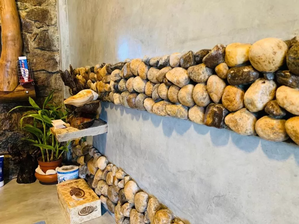 Food in The Symbol of Ella