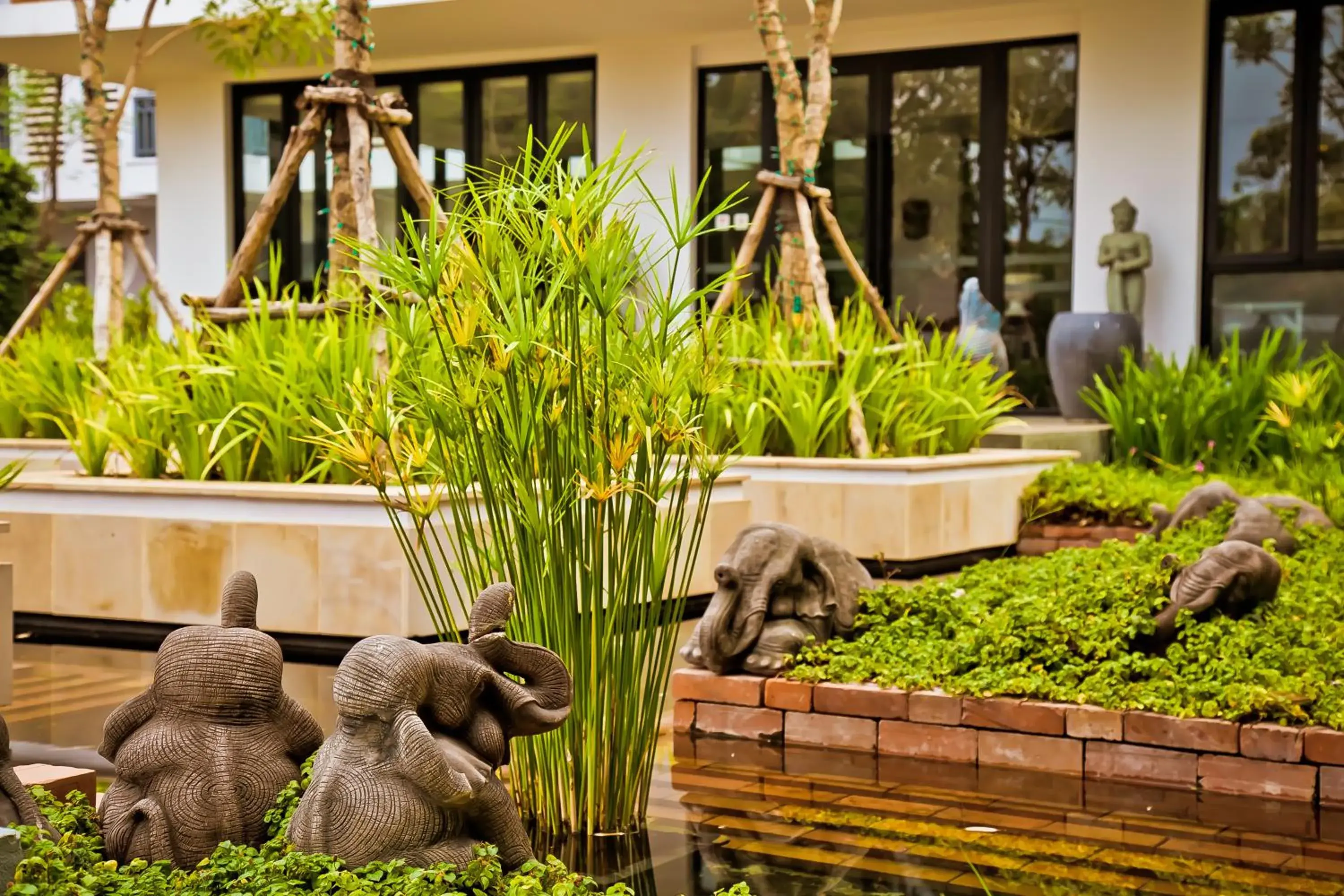 Decorative detail in Damrei Angkor Hotel