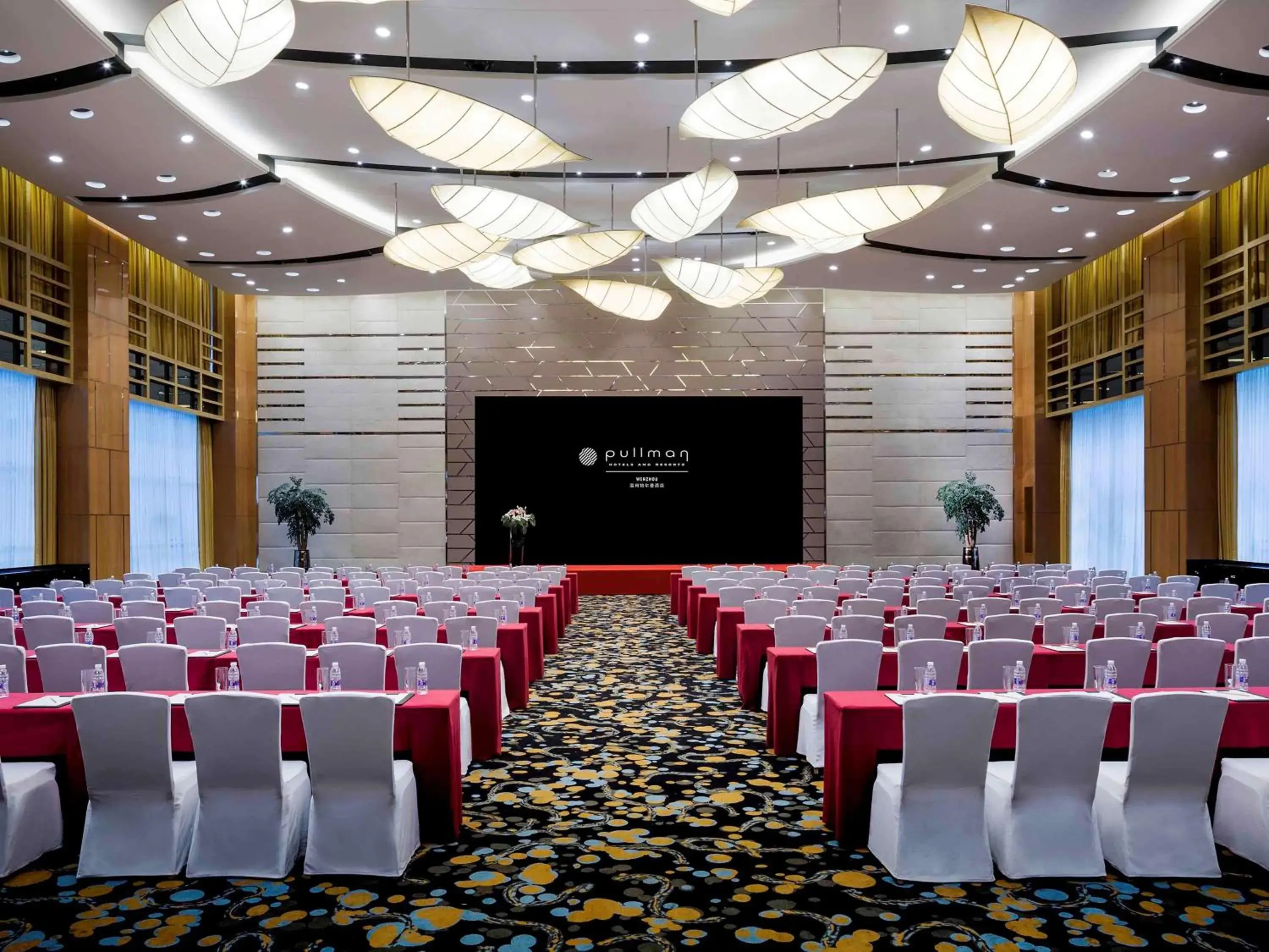 On site, Banquet Facilities in Pullman Wenzhou Hotel
