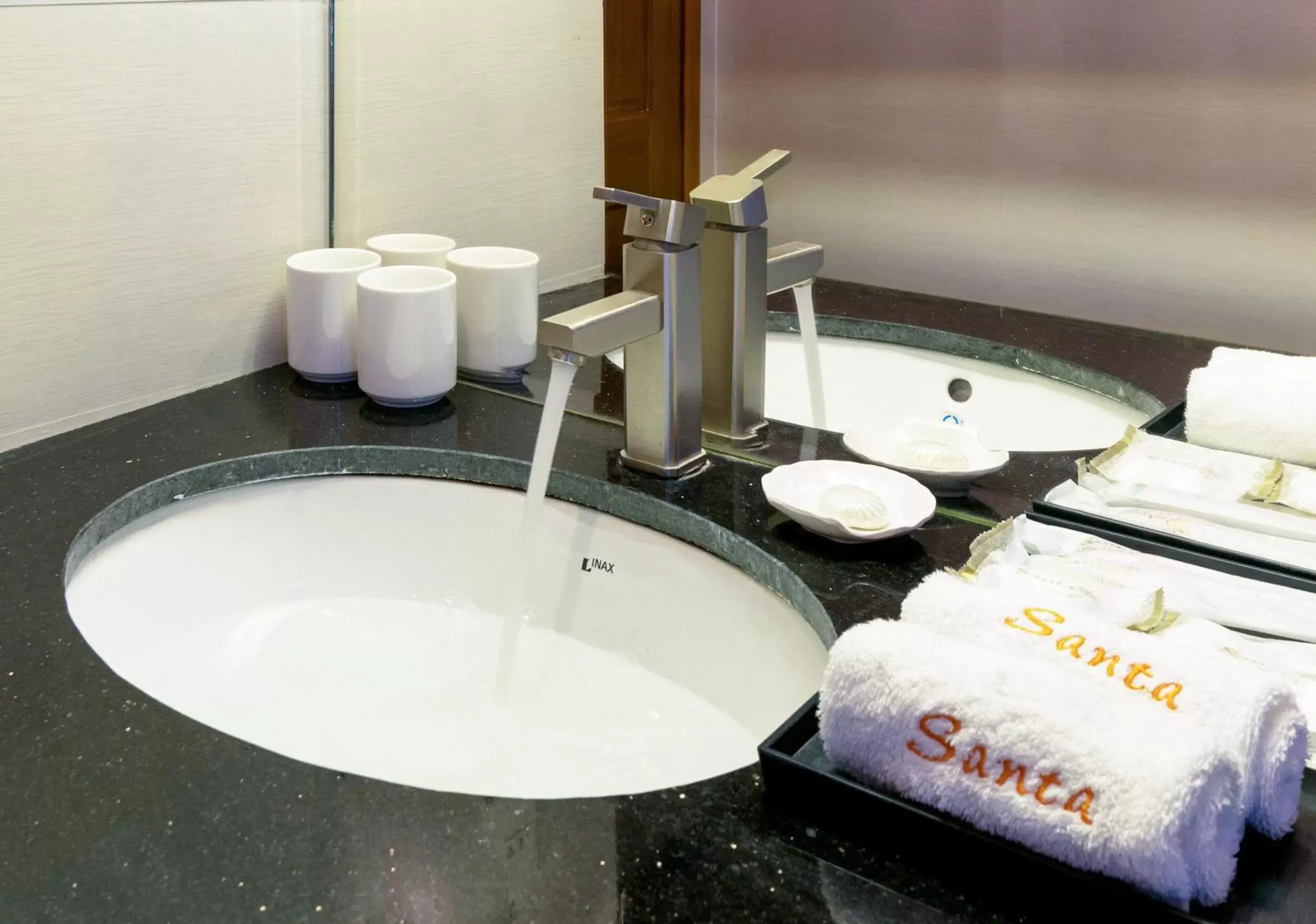 Bathroom in Santa Sea Villa