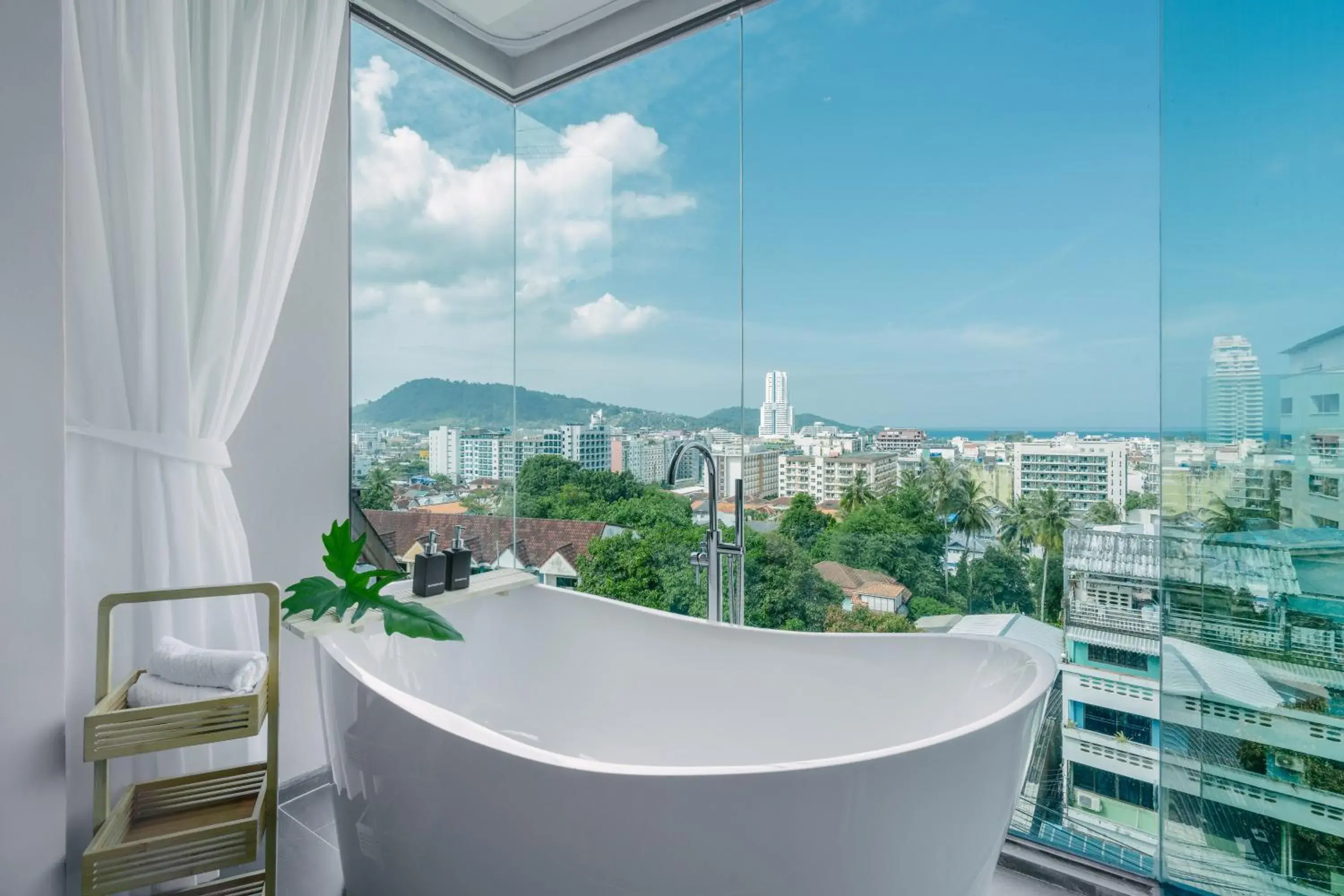 Hot Tub in Rak Elegant Hotel Patong - SHA Extra Plus