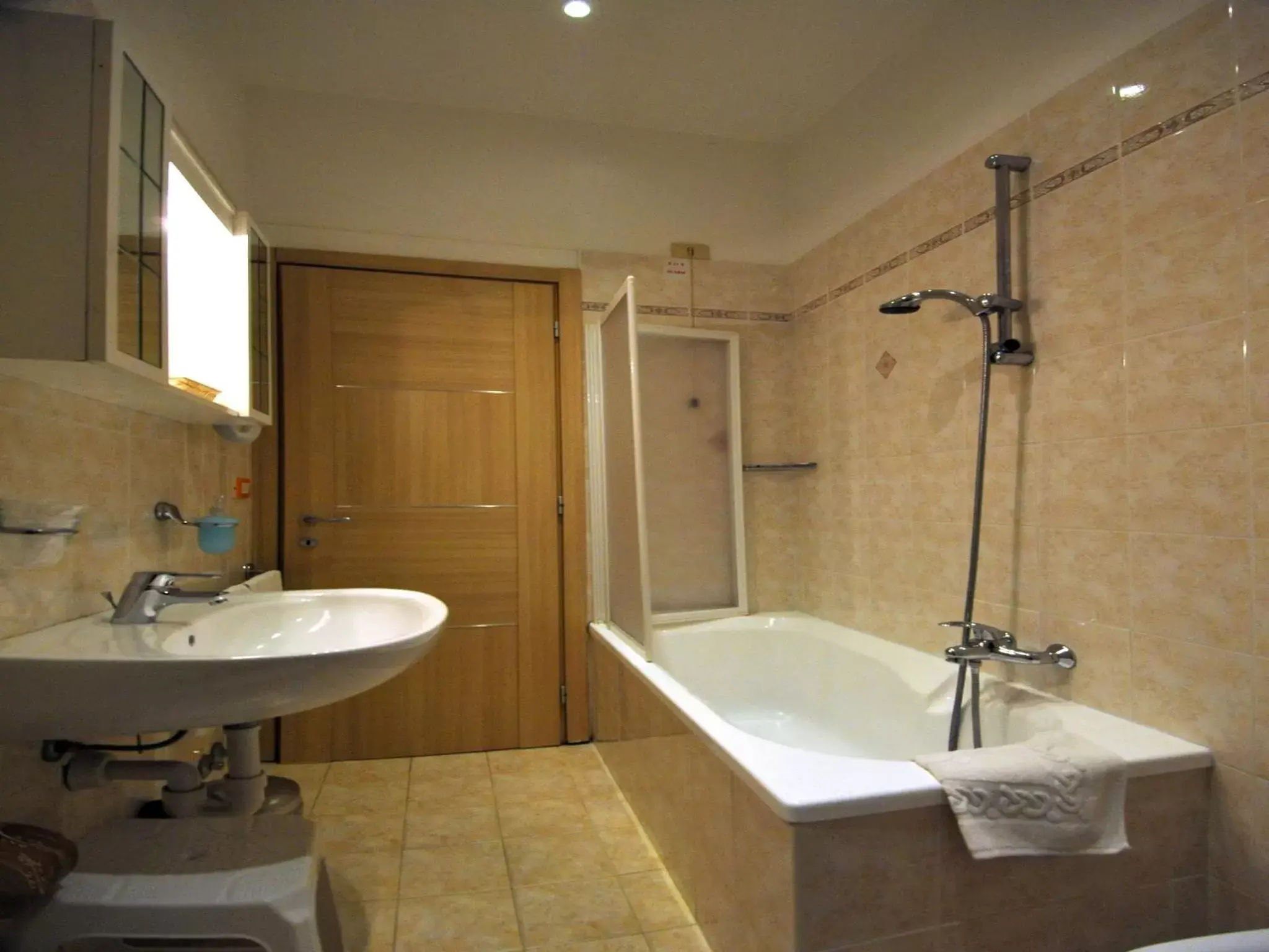 Bathroom in Hotel Alexander & Spa