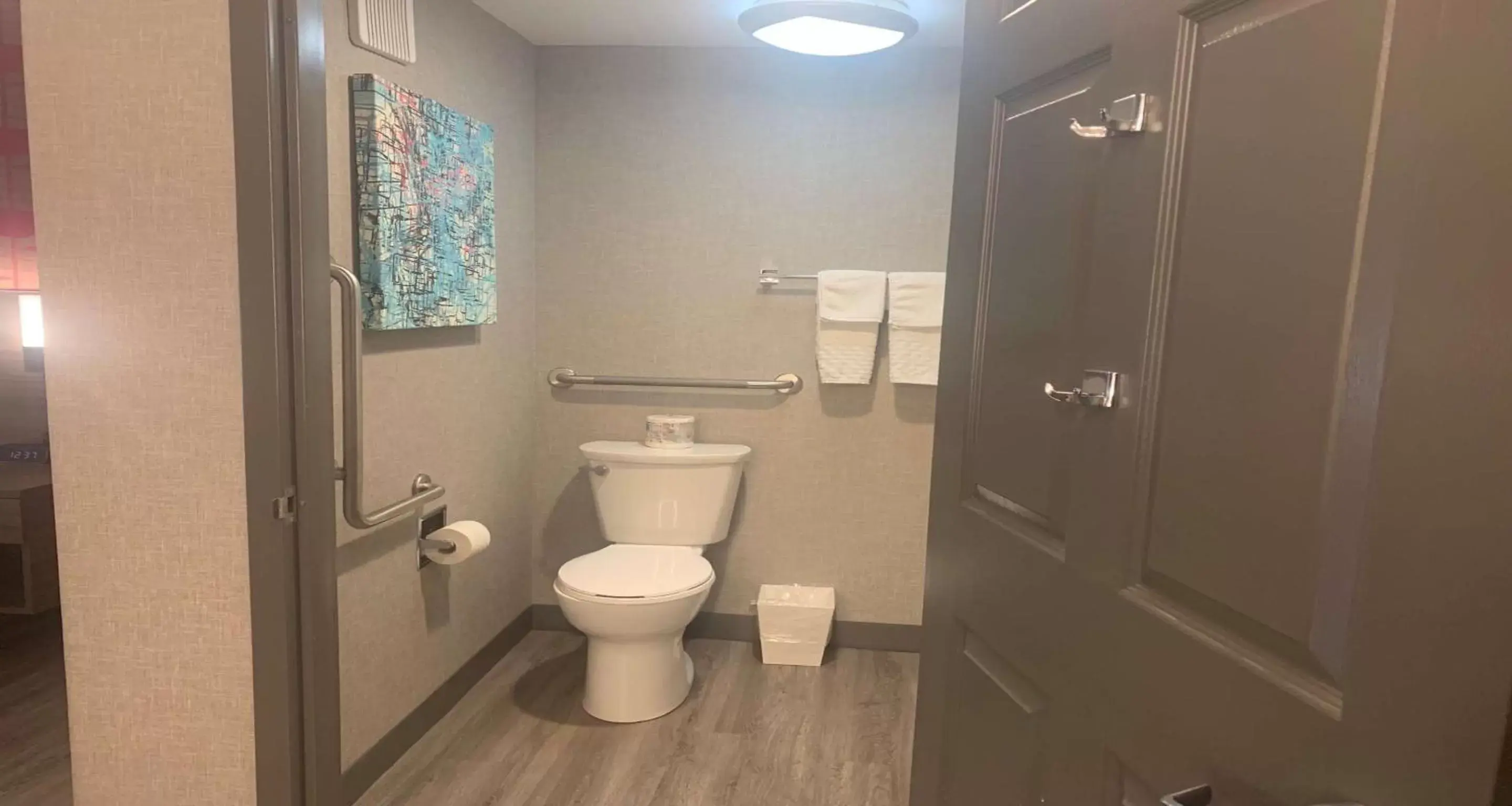 Bedroom, Bathroom in Best Western Plus West Edmonton