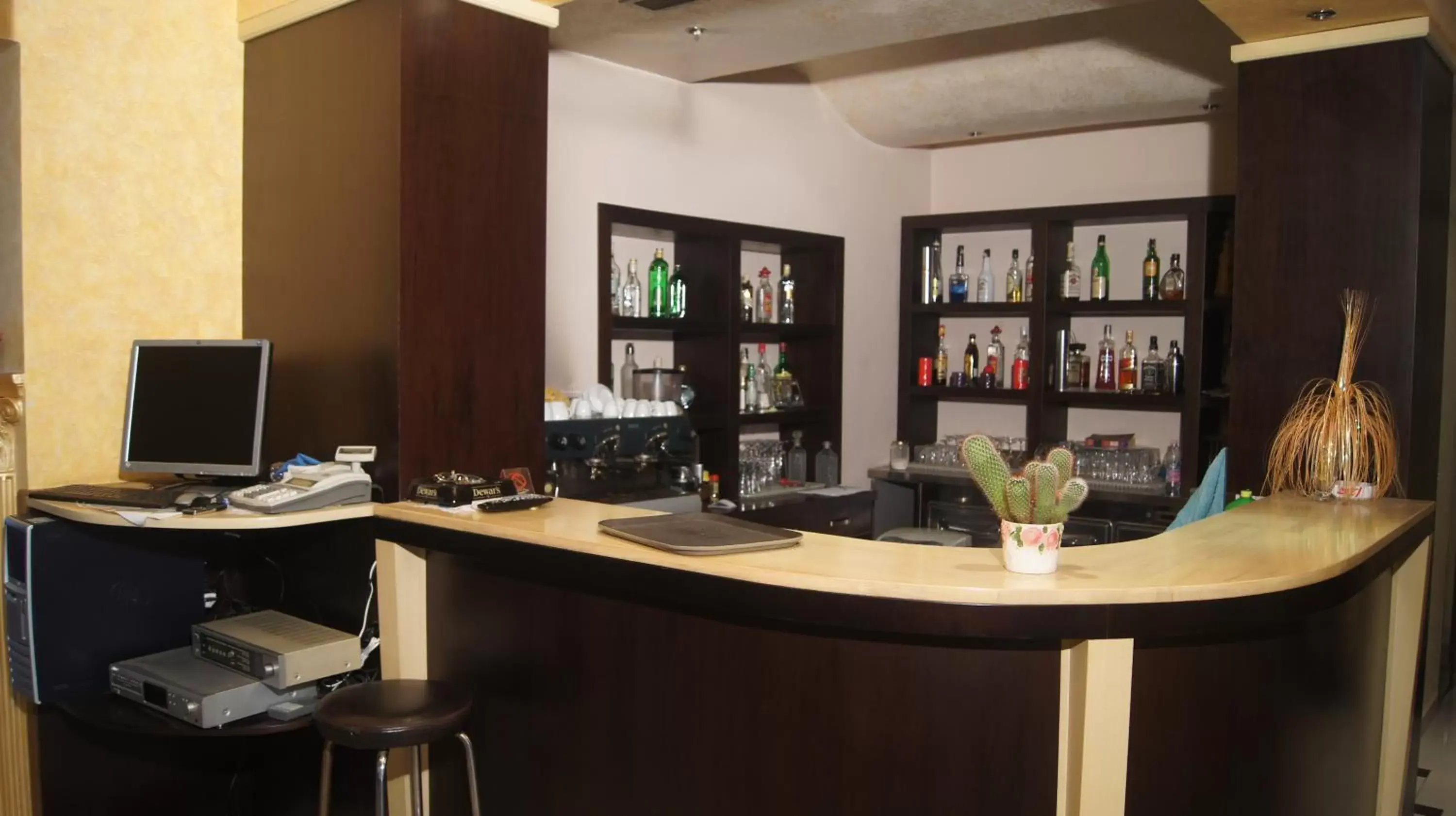 Lounge or bar in Bristol Hotel Tirana