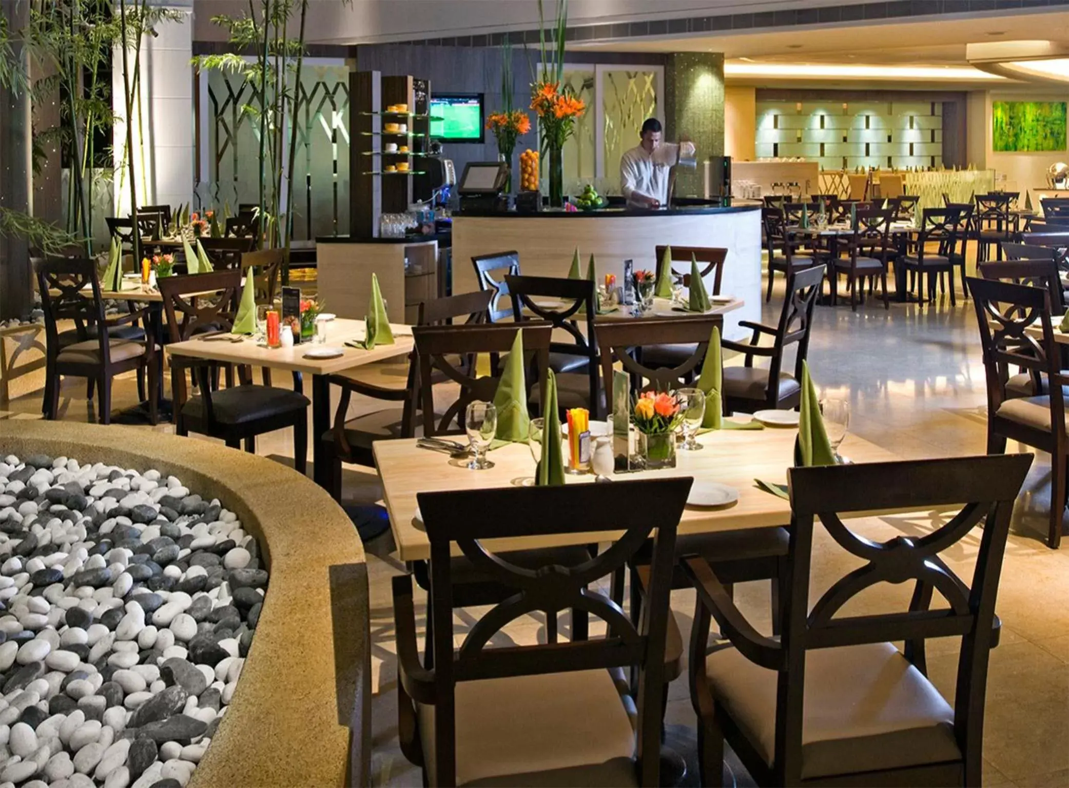 Restaurant/Places to Eat in Eastin Hotel Kuala Lumpur