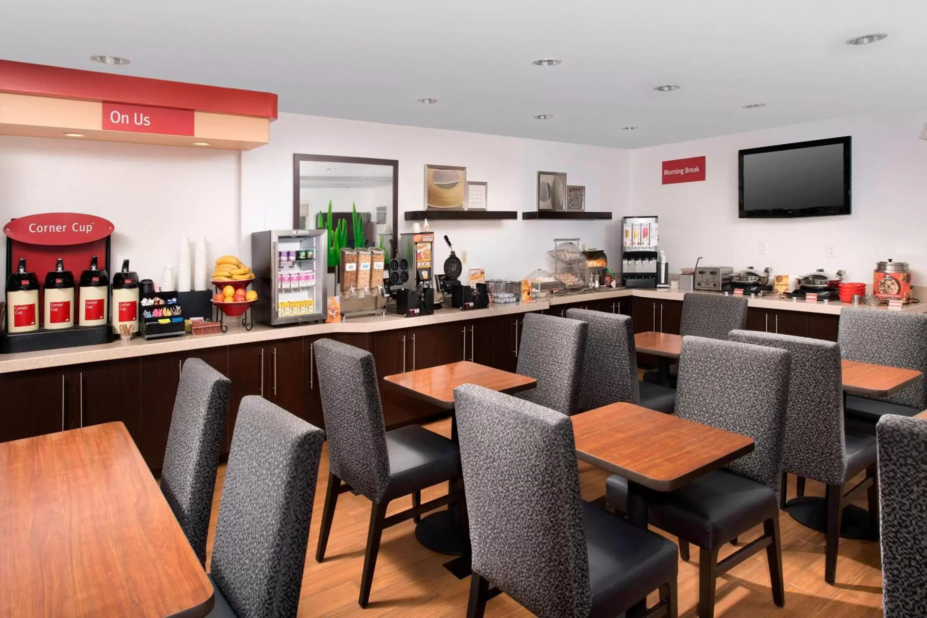 Breakfast, Restaurant/Places to Eat in TownePlace Suites by Marriott Albuquerque Airport