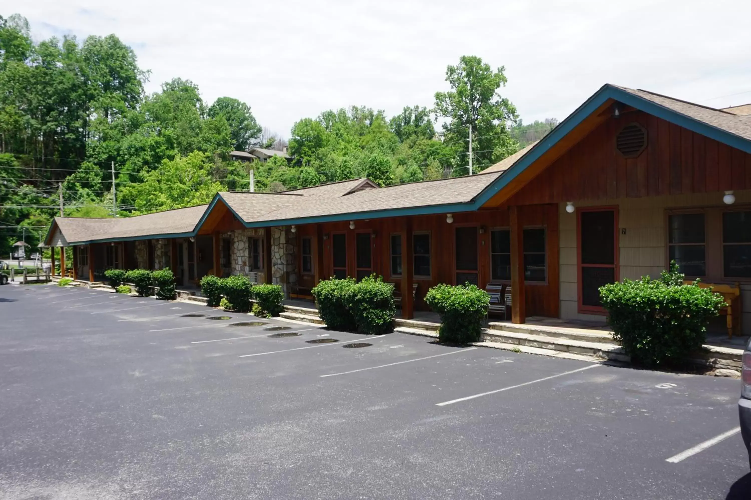 Property Building in Marshall's Creek Rest Motel