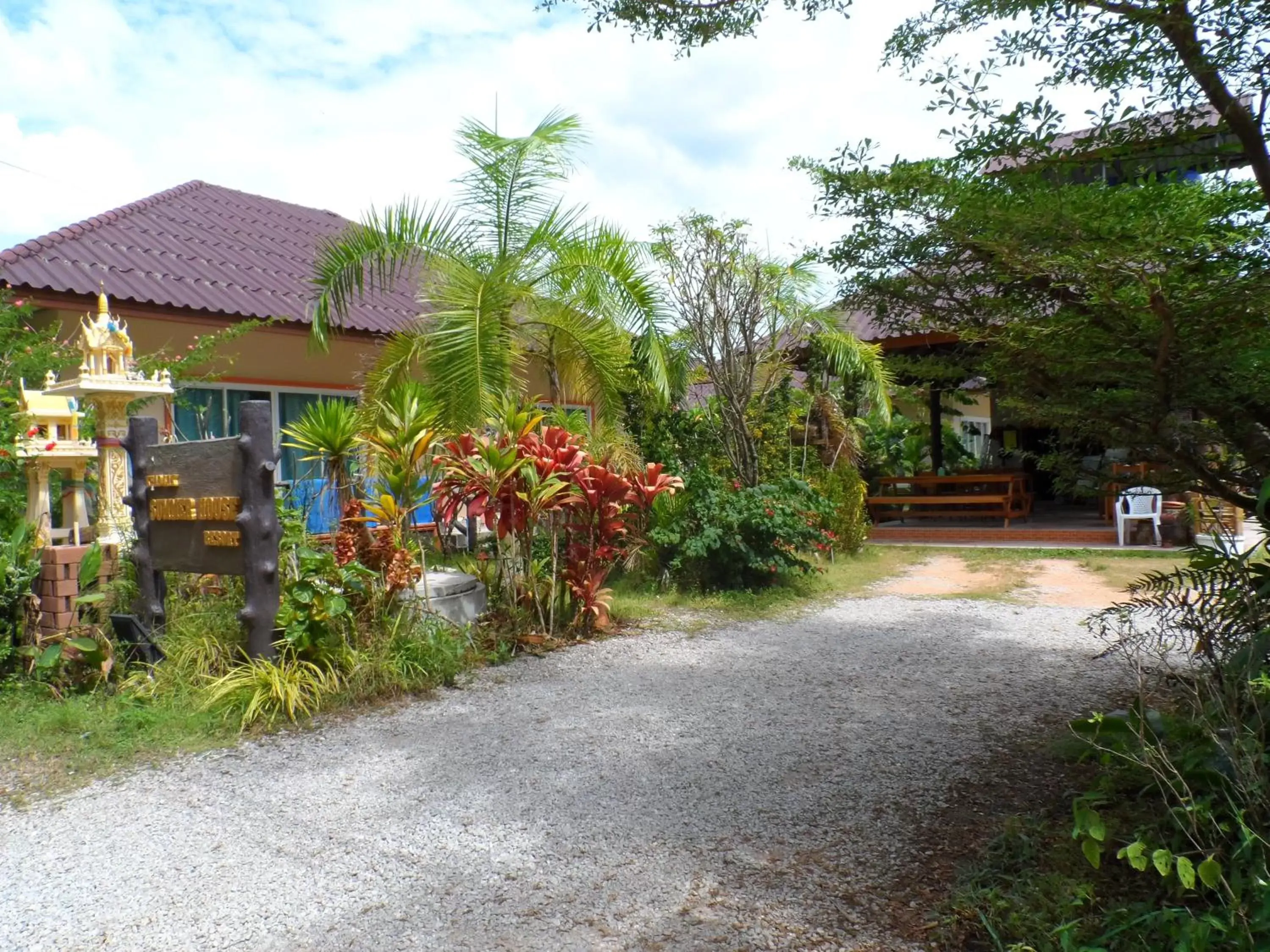 Facade/entrance, Property Building in Khaolak Summer House Resort