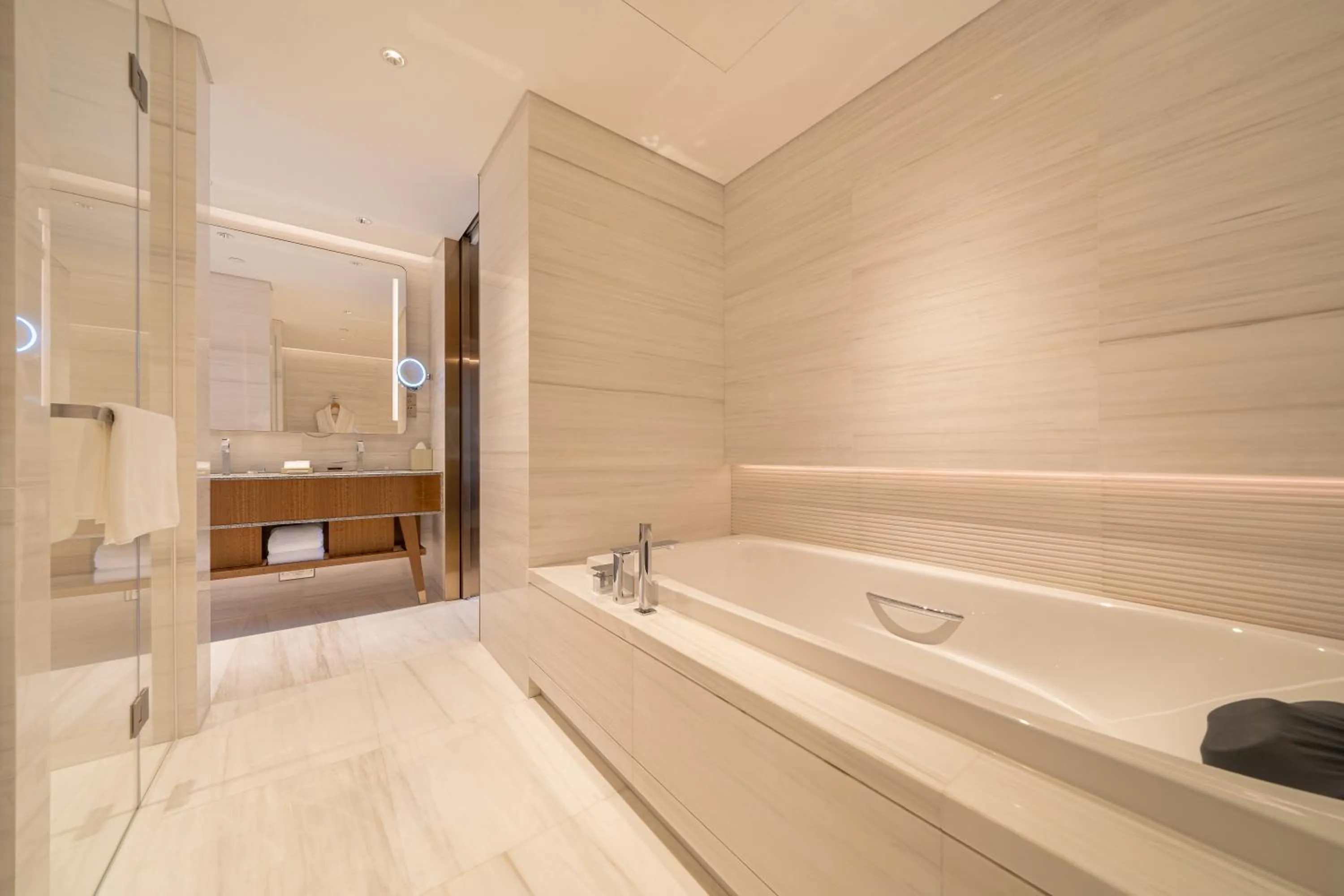 Bathroom in Hyatt Regency Guangzhou Zengcheng