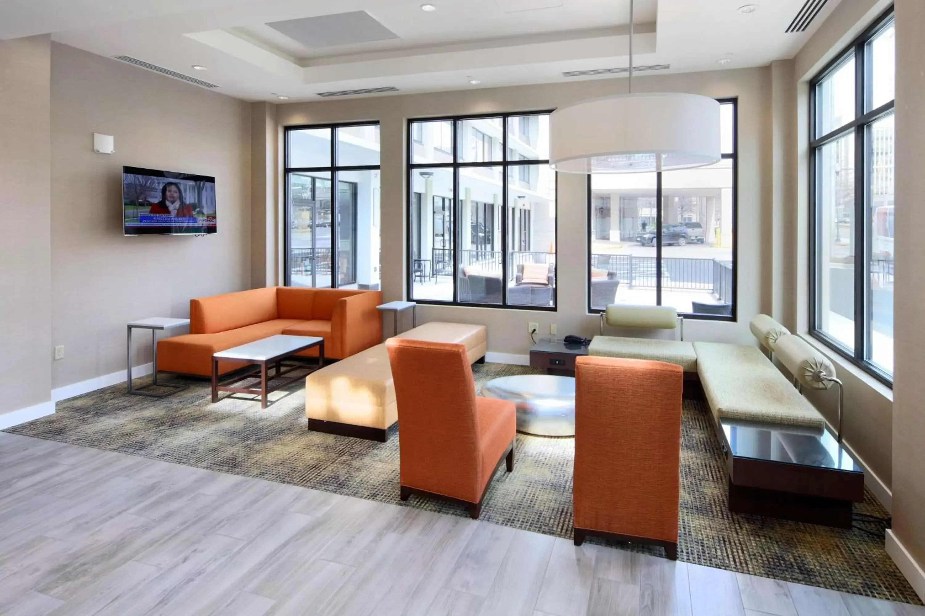 Lobby or reception, Seating Area in Hilton Garden Inn Reagan National Airport