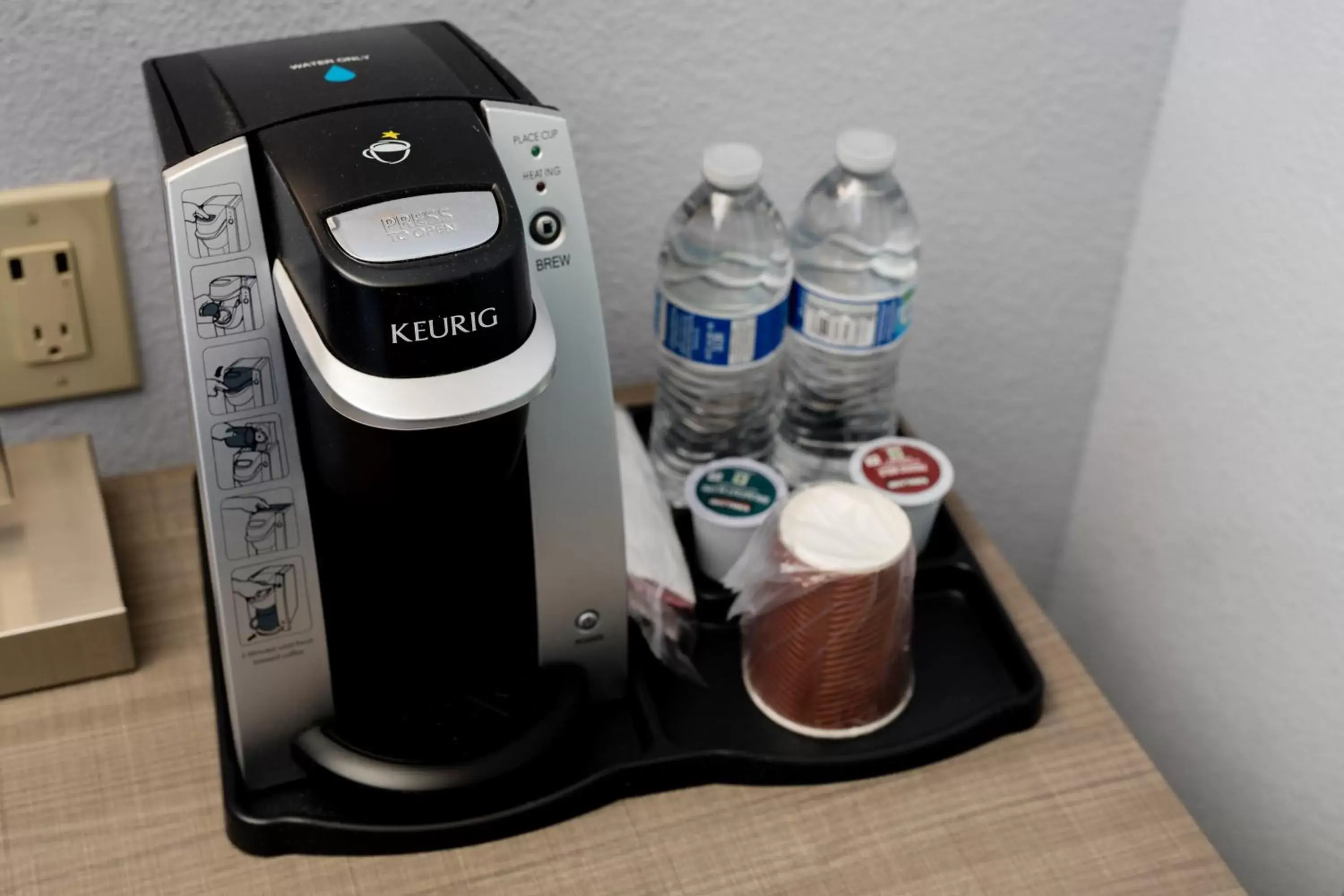 Coffee/tea facilities in Silicon Valley Inn