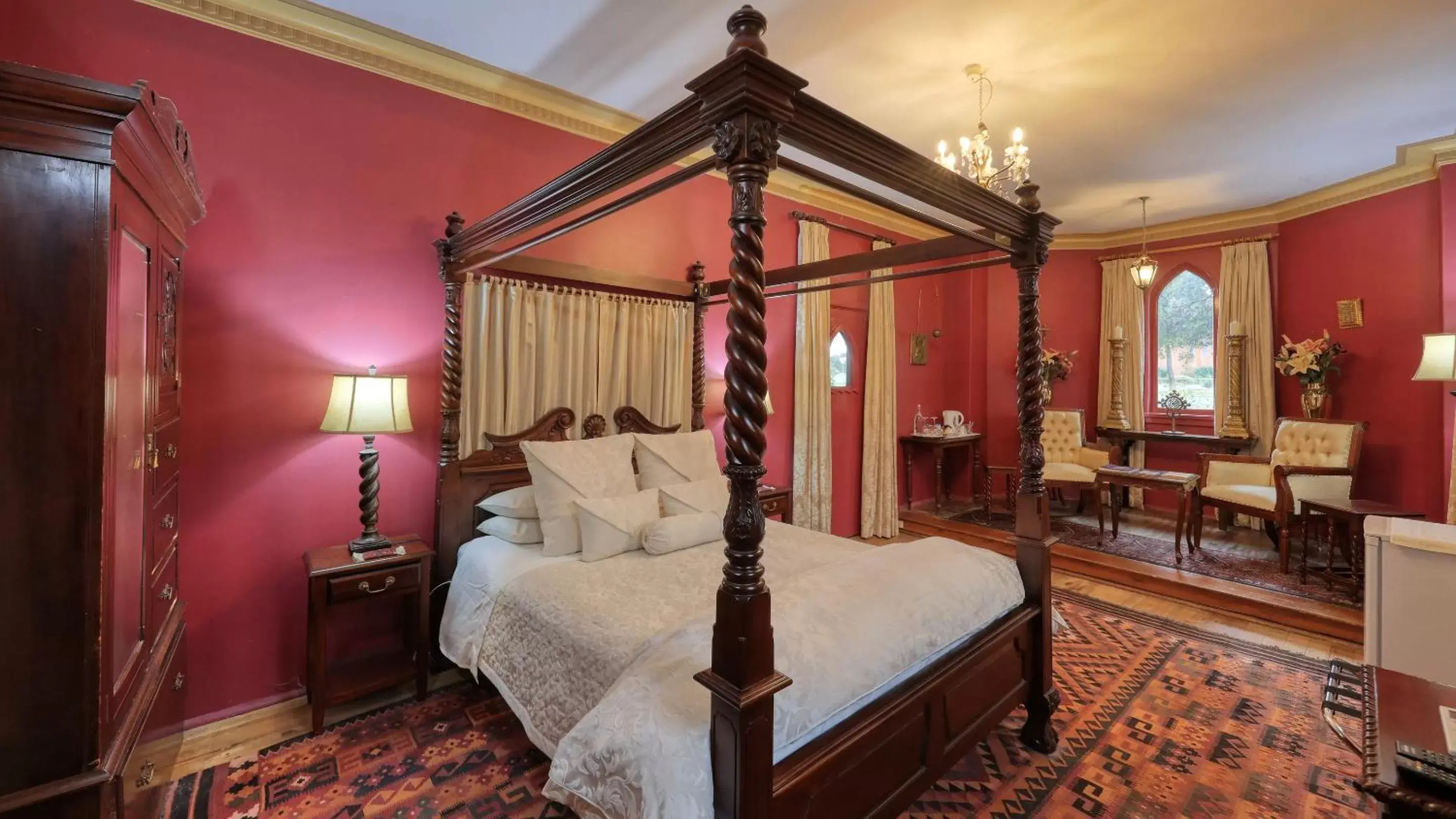 Photo of the whole room, Bed in Grenfell Hall