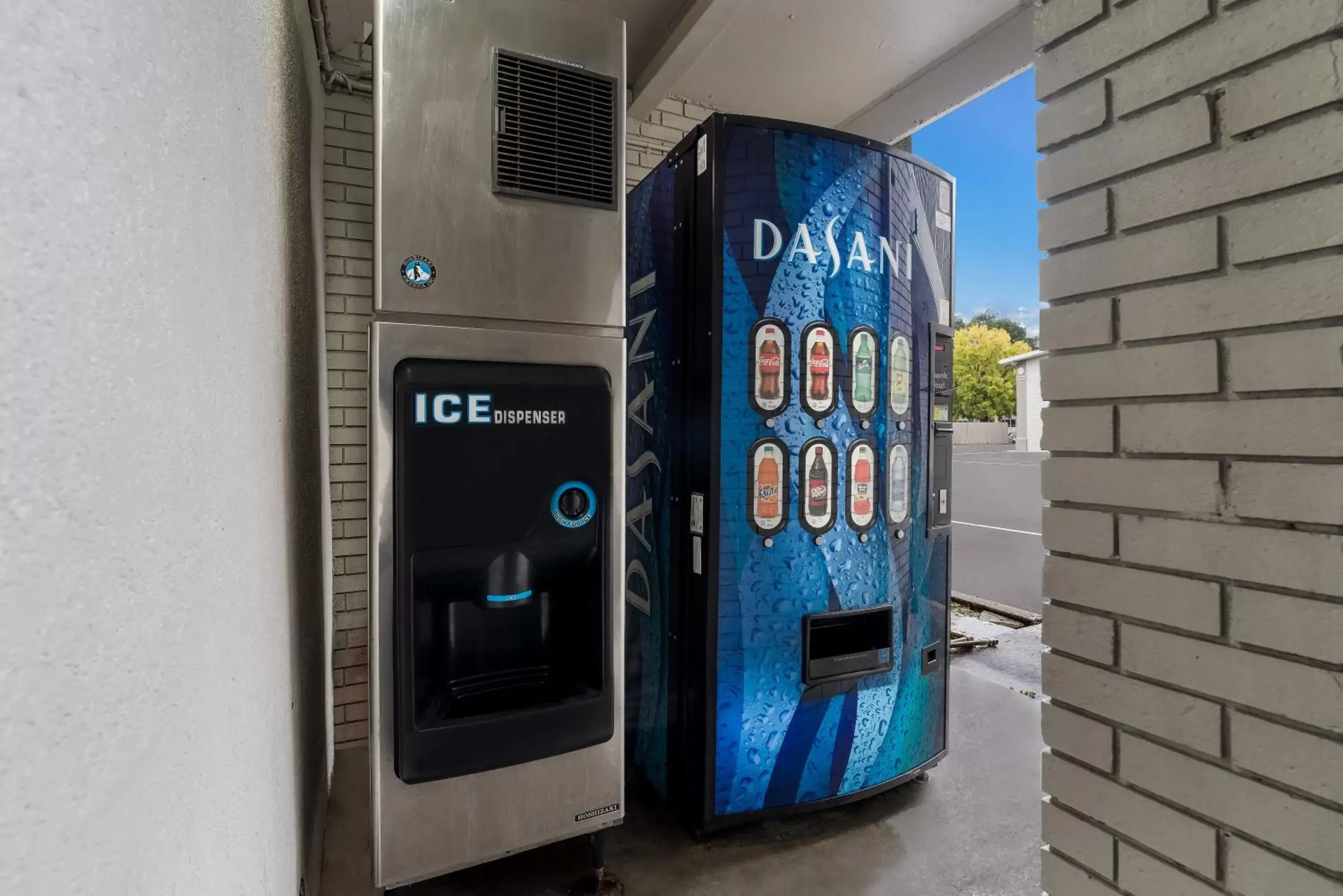 vending machine in SureStay Hotel by Best Western Columbus Downtown
