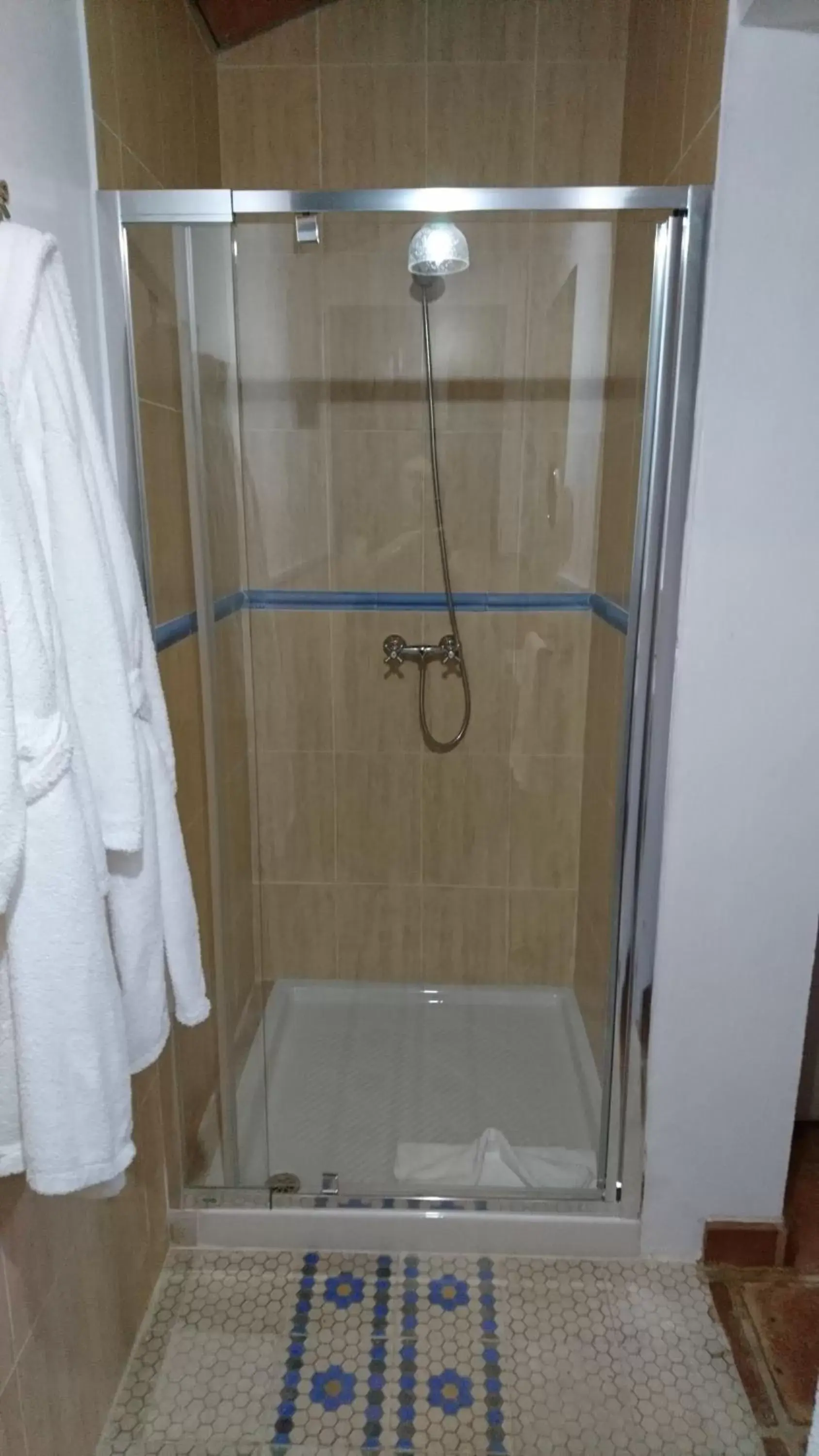 Shower, Bathroom in La Fuente del Sol Hotel & Spa