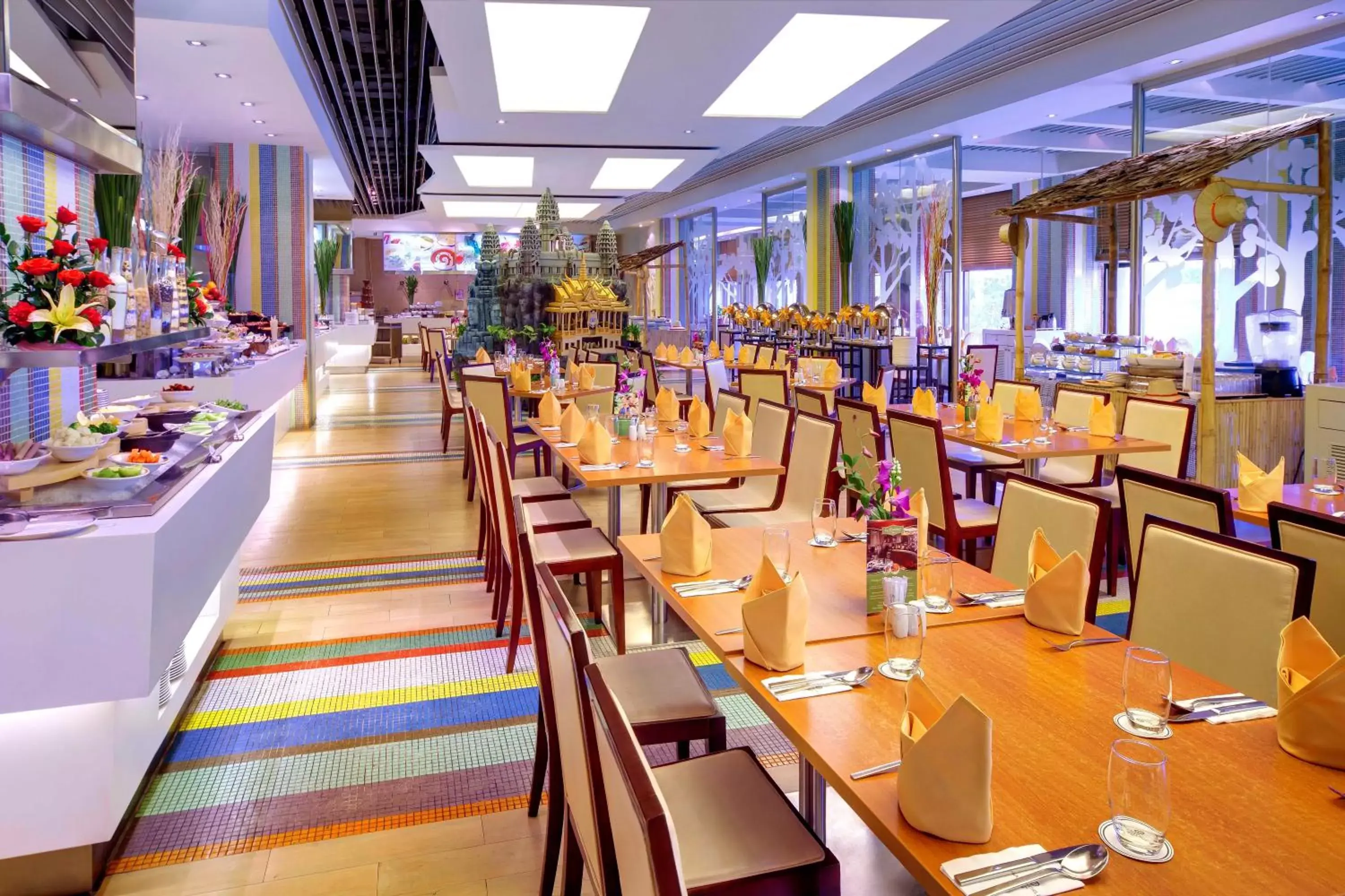 Dining area, Restaurant/Places to Eat in NagaWorld Hotel & Entertainment Complex