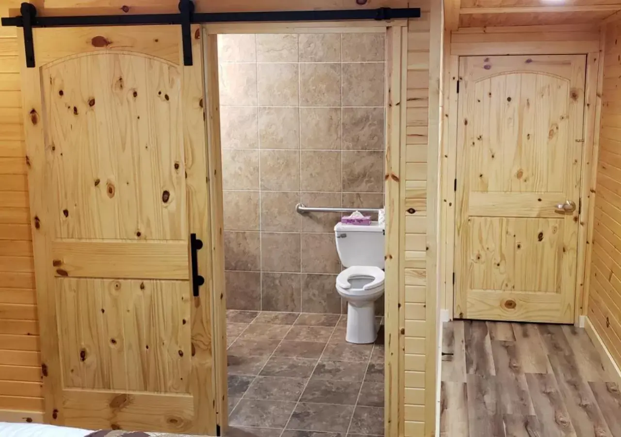 Cabin with Queen Bed in Potawatomi Inn & Cabins Cabin with Queen Bed in Potawatomi Inn & Cabins