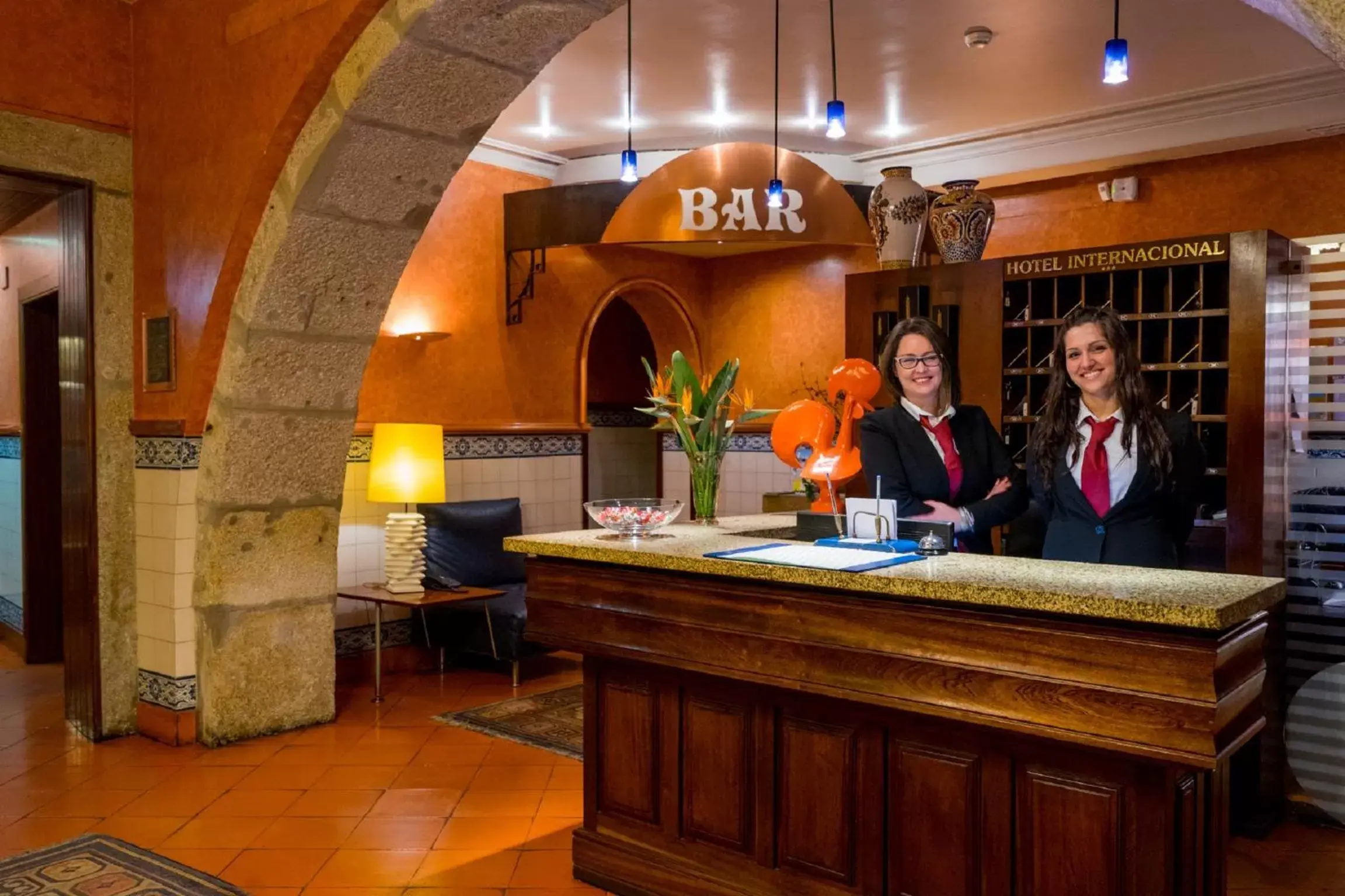 Staff, Lobby/Reception in Hotel Internacional Porto