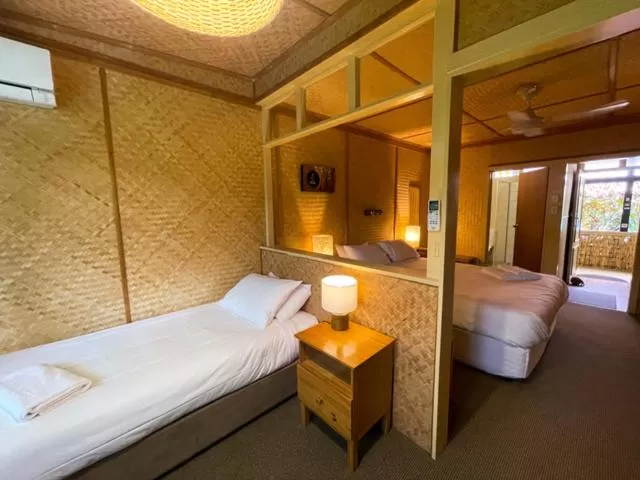 Bed in Tallow Beach Motel