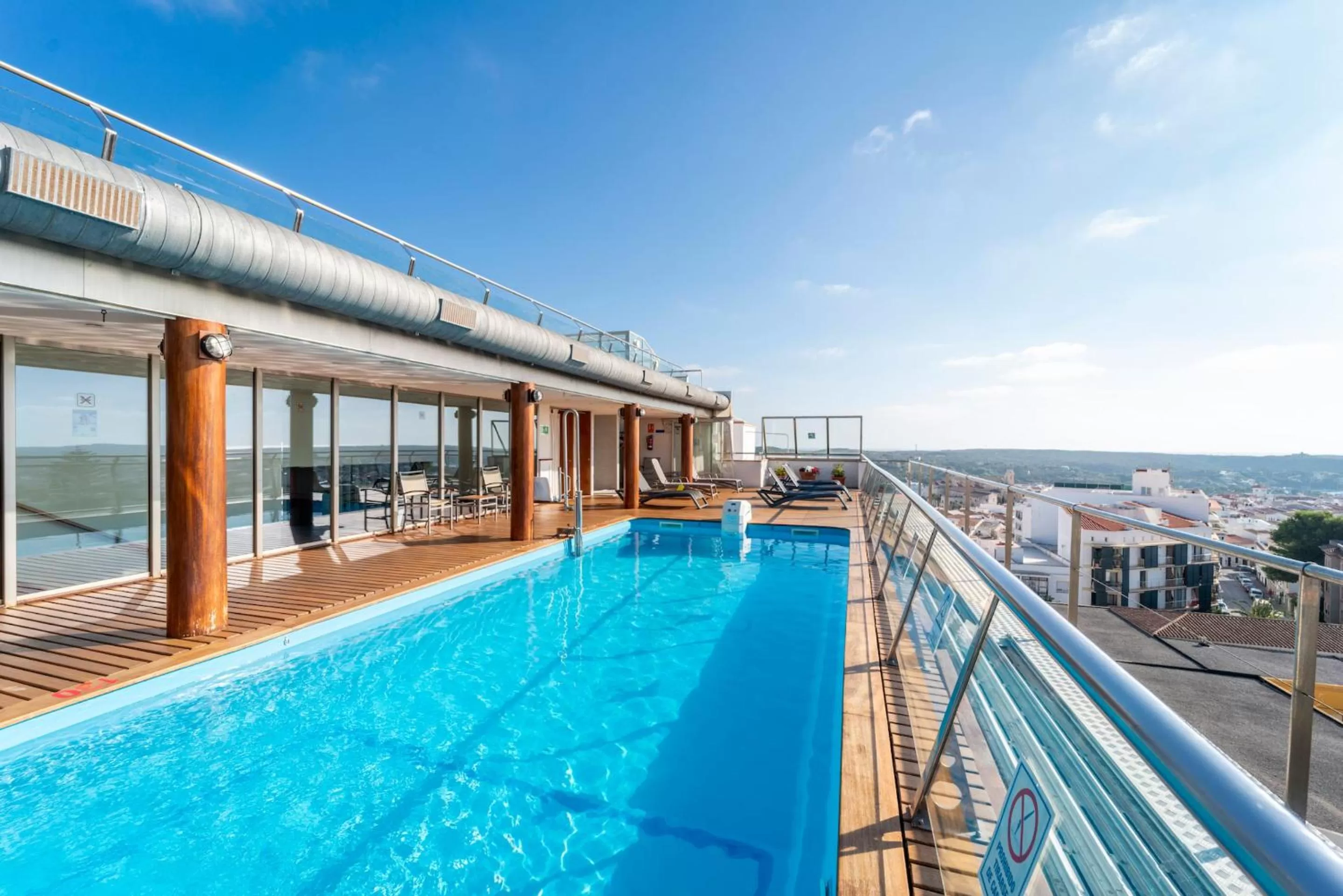 Swimming pool in ARTIEM Capri