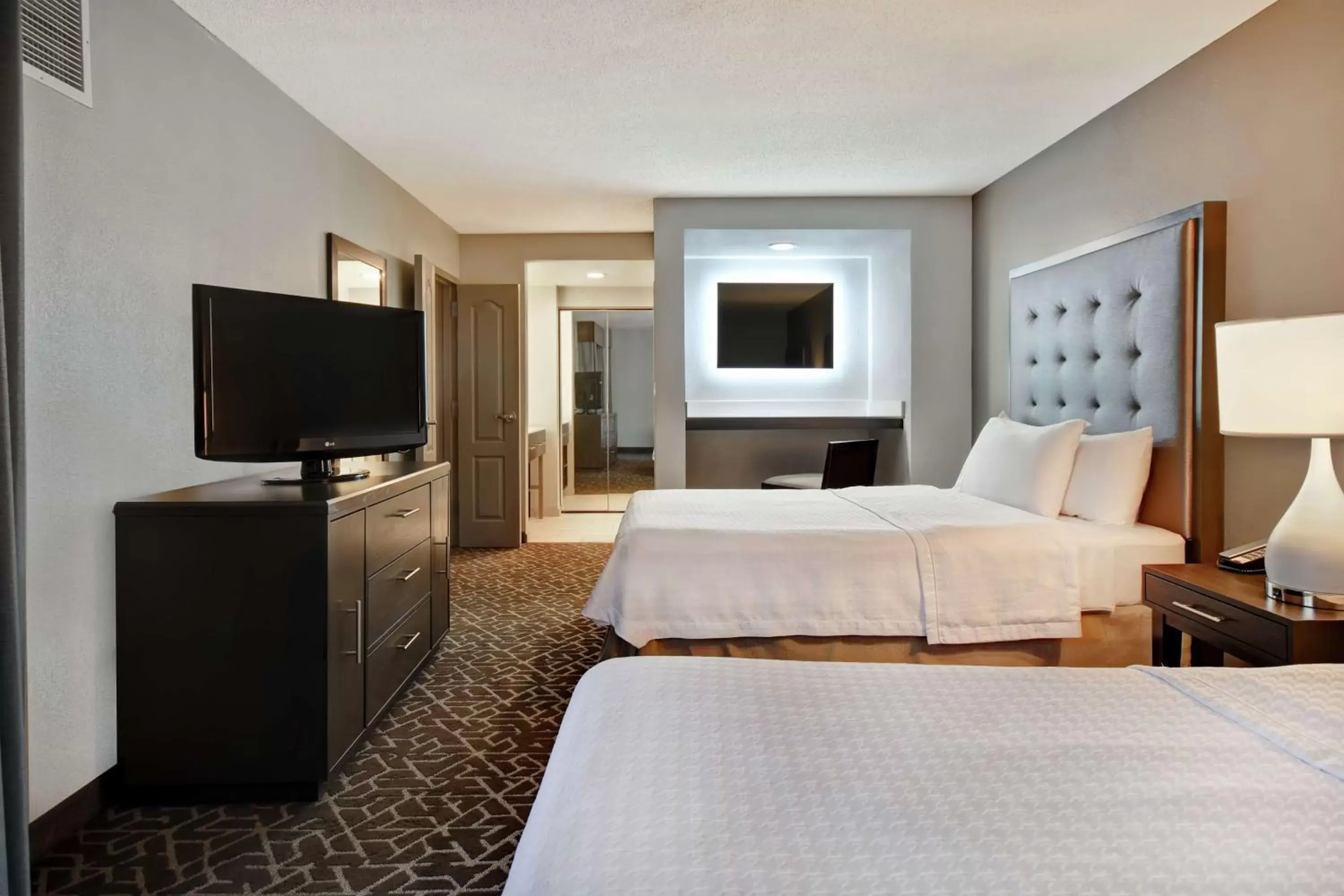 Bedroom, Bed in Homewood Suites by Hilton Edgewater-NYC Area