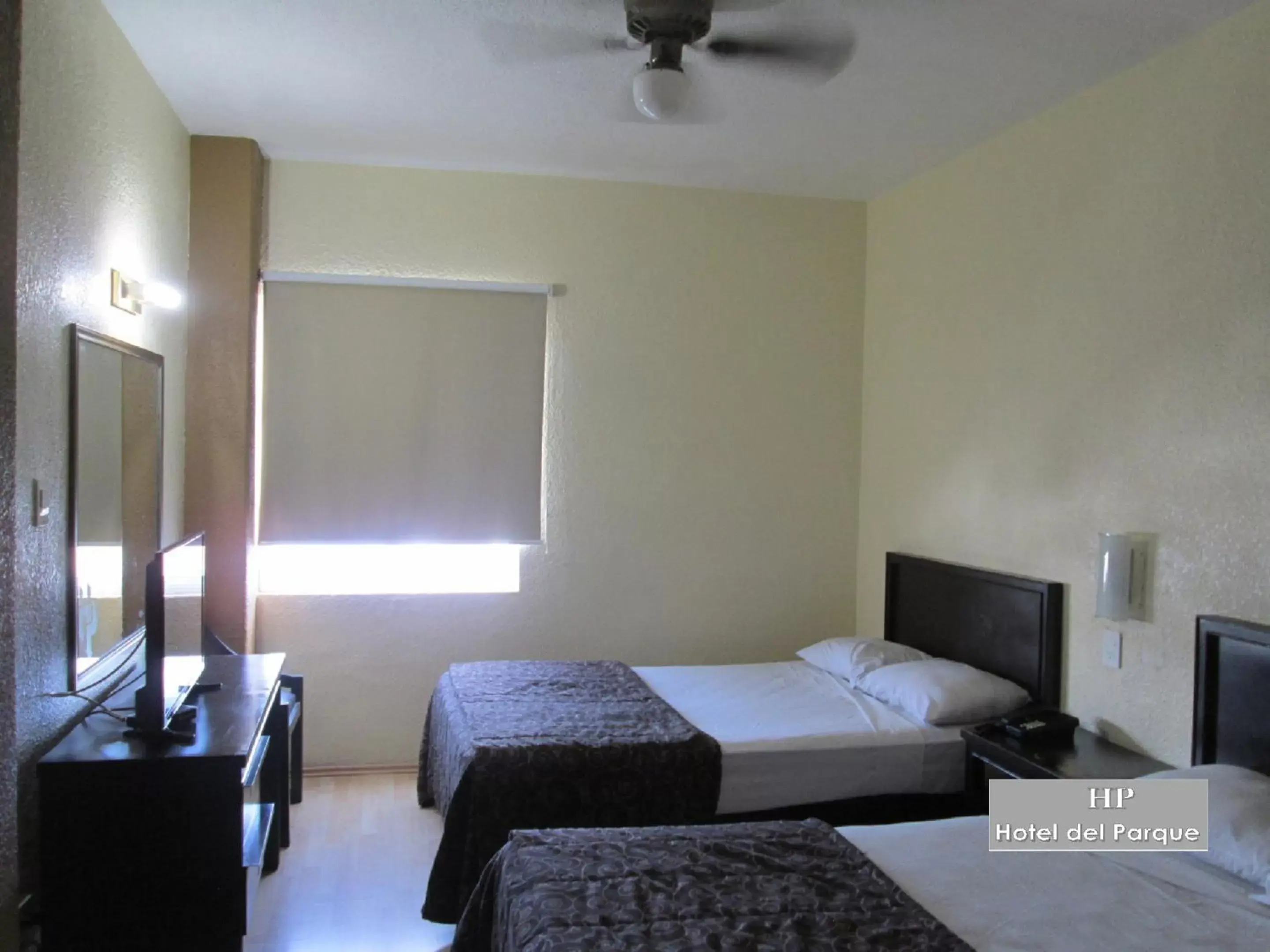 Bedroom in Hotel Del Parque